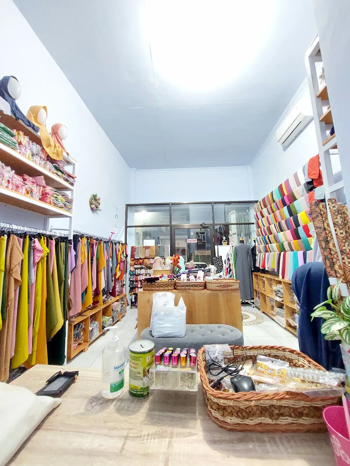 n.MaulaHijab: Toko Jilbab Sampang, Cilacap