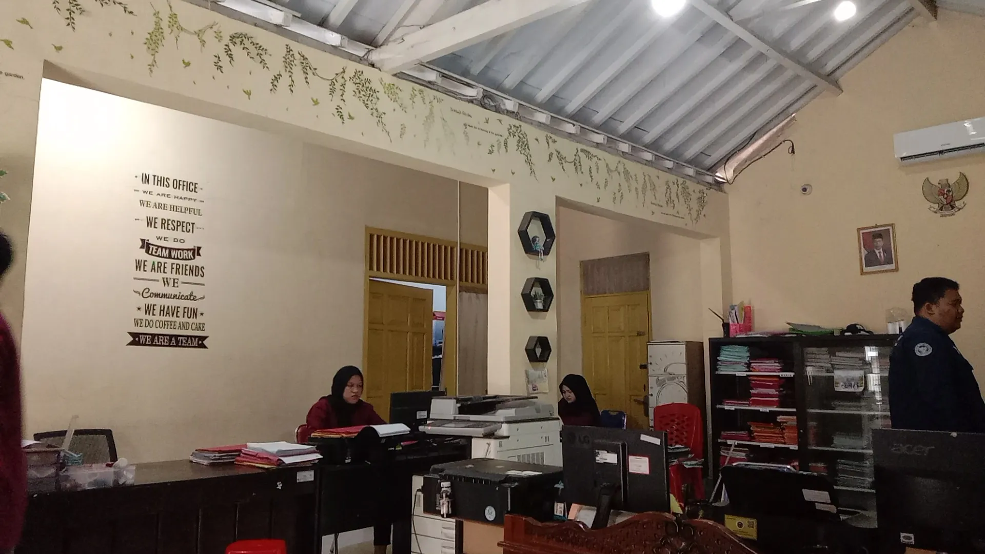 Notaris - PPAT Amalia Widiaty, SH., MK.n