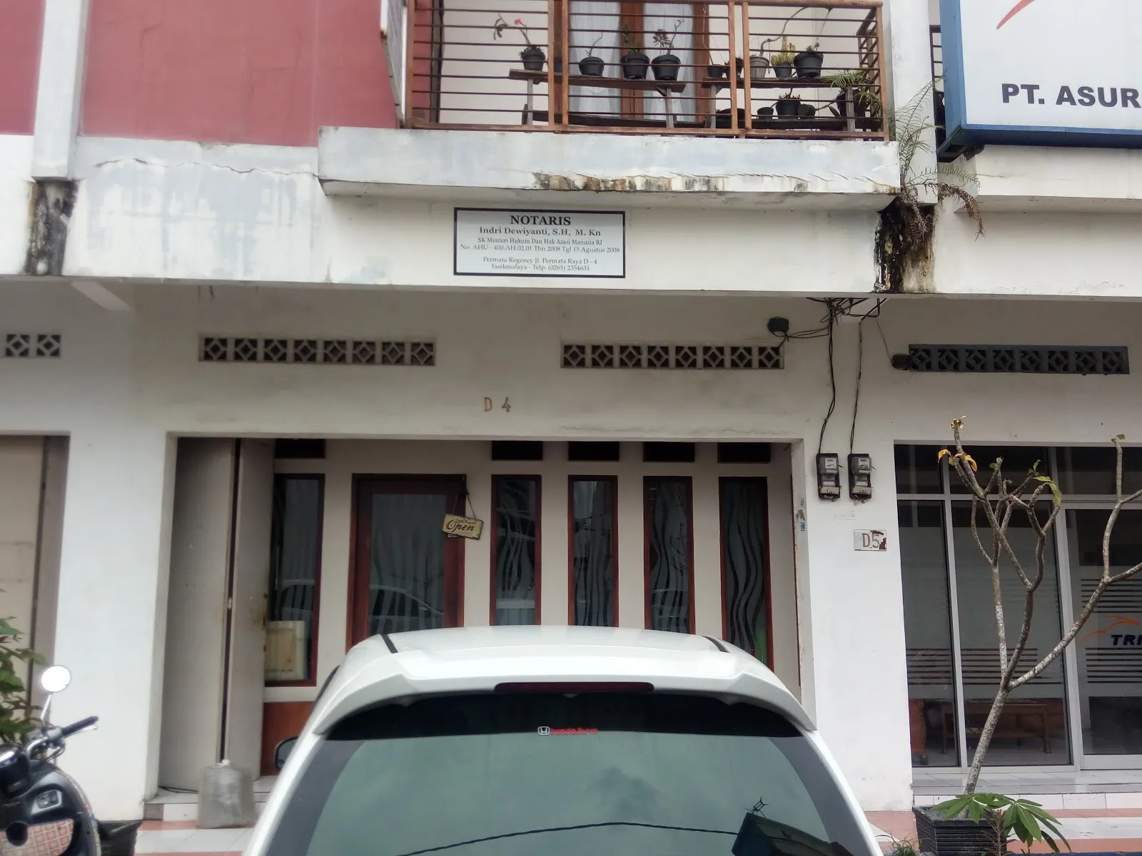 NOTARIS RENDY INDIRA PRADIKTA, S.H. M.Kn.