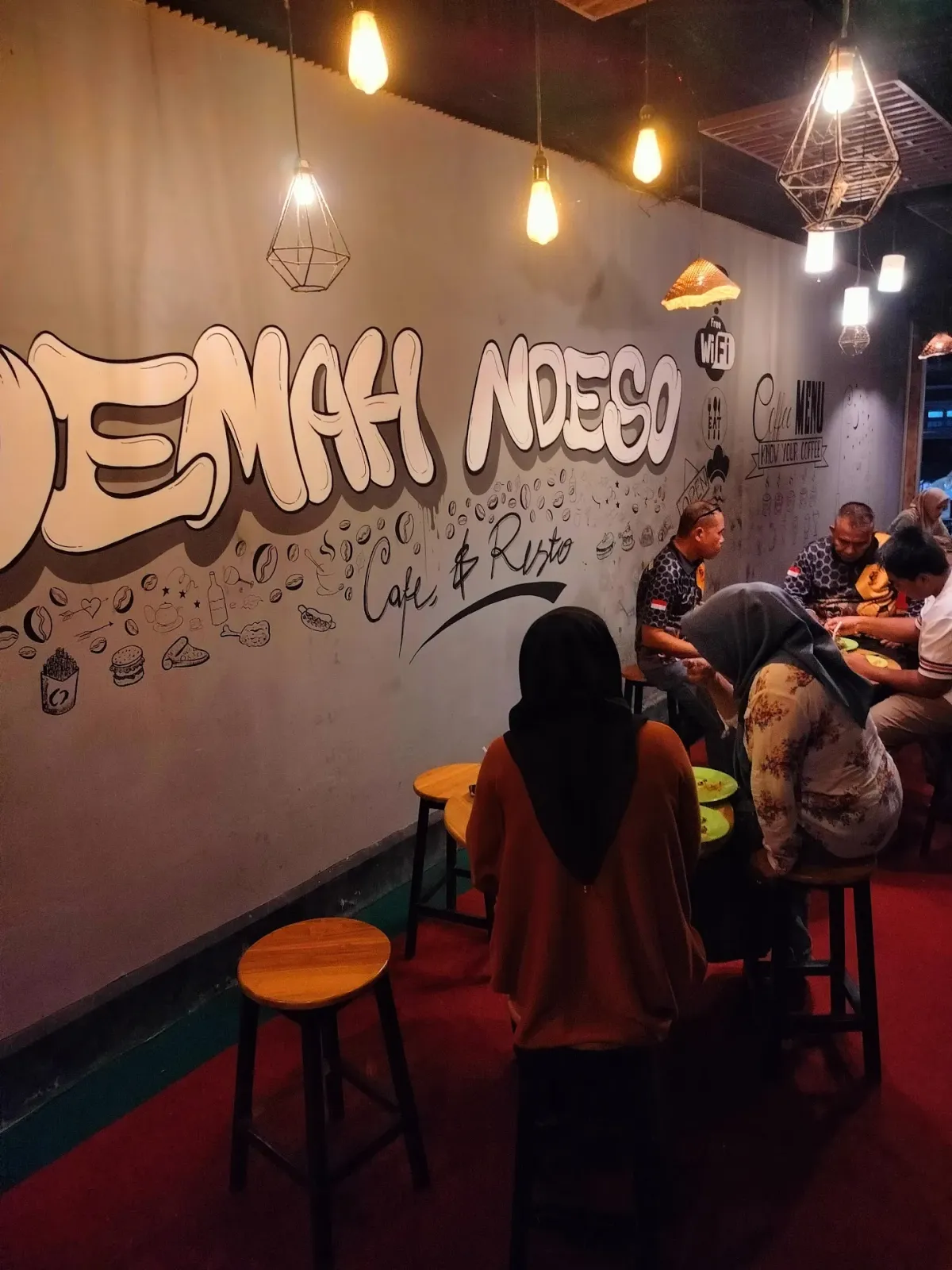 Oemah Ndeso Resto & Cafe