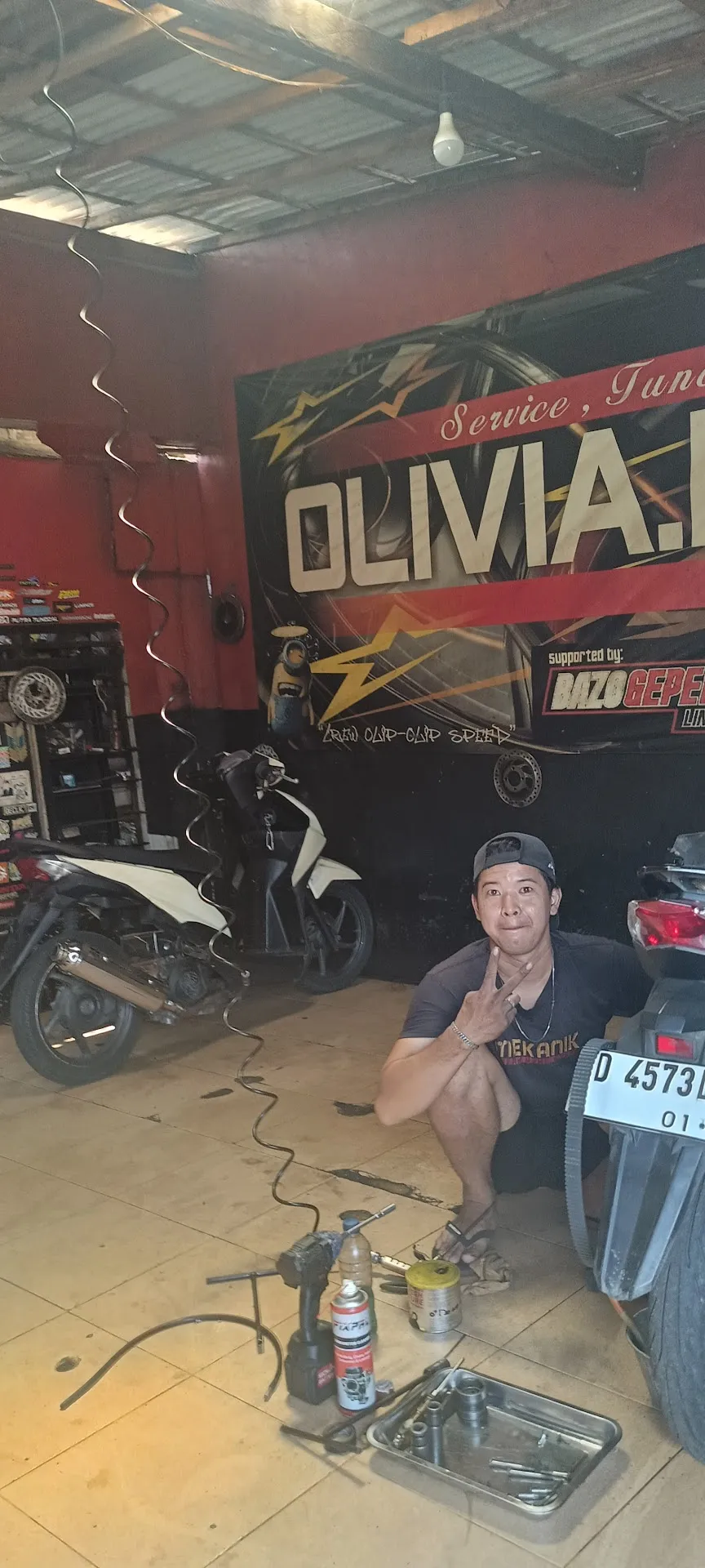 Olivia Motor