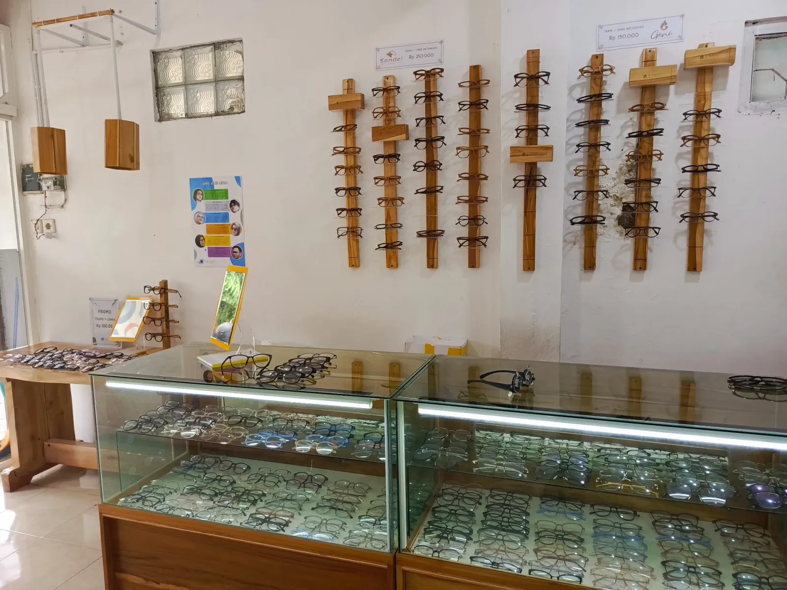 Optik B Riski Wangon
