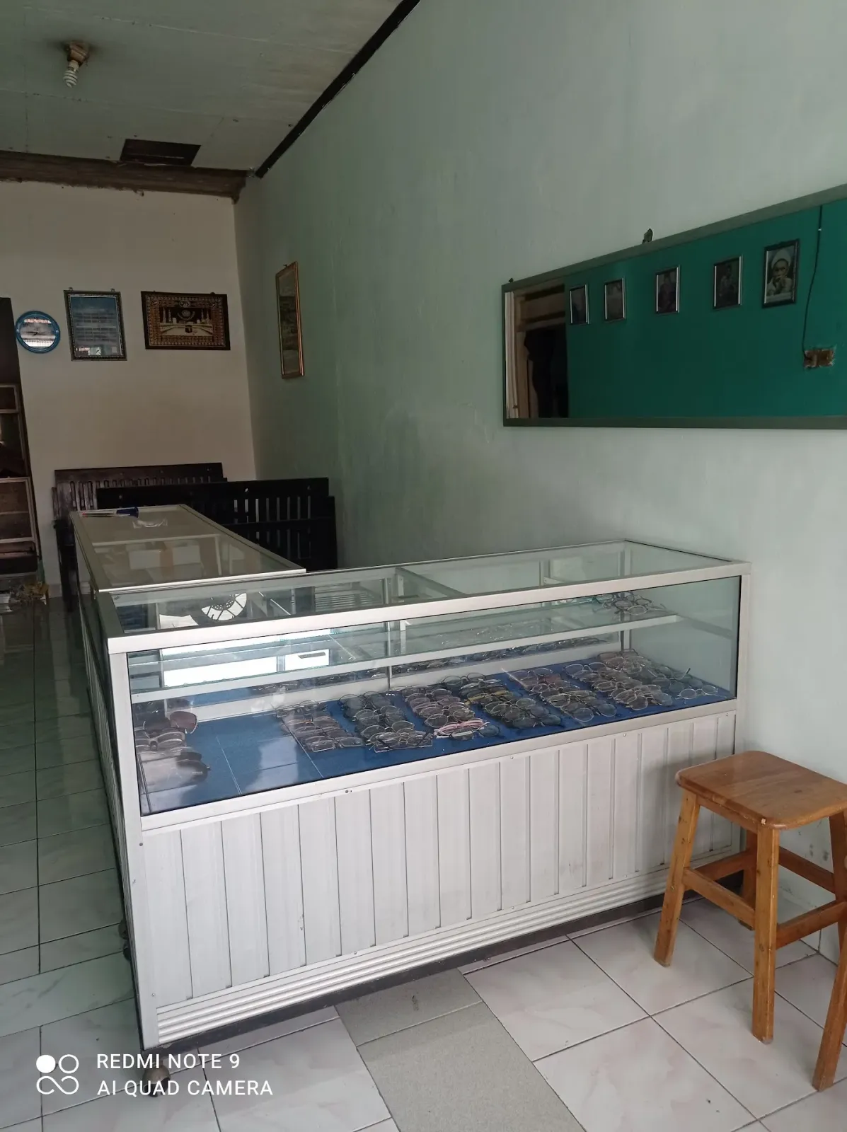 Optik Sinar Permata