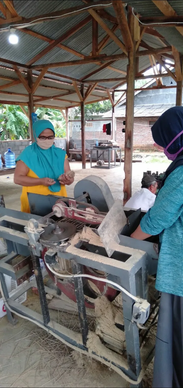 Pabrik Tusuk Sate Bonek