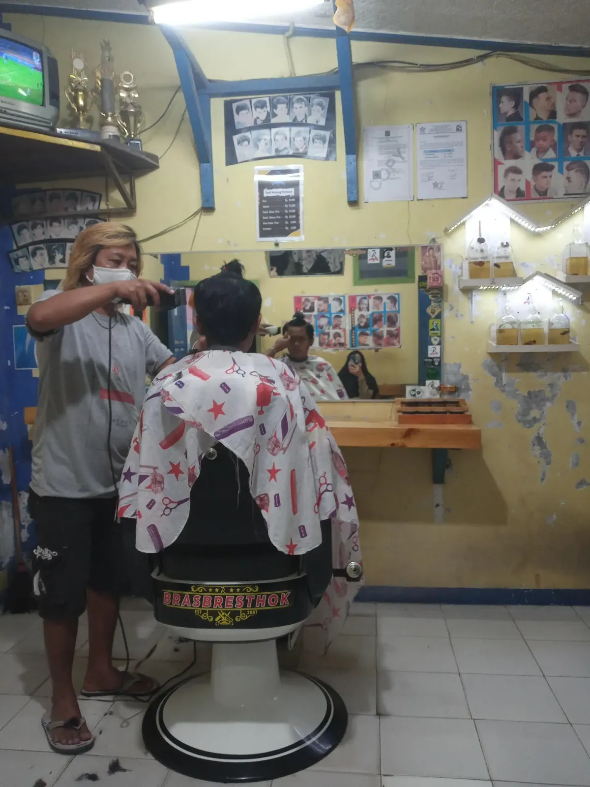 Pangkas rambut"7R"