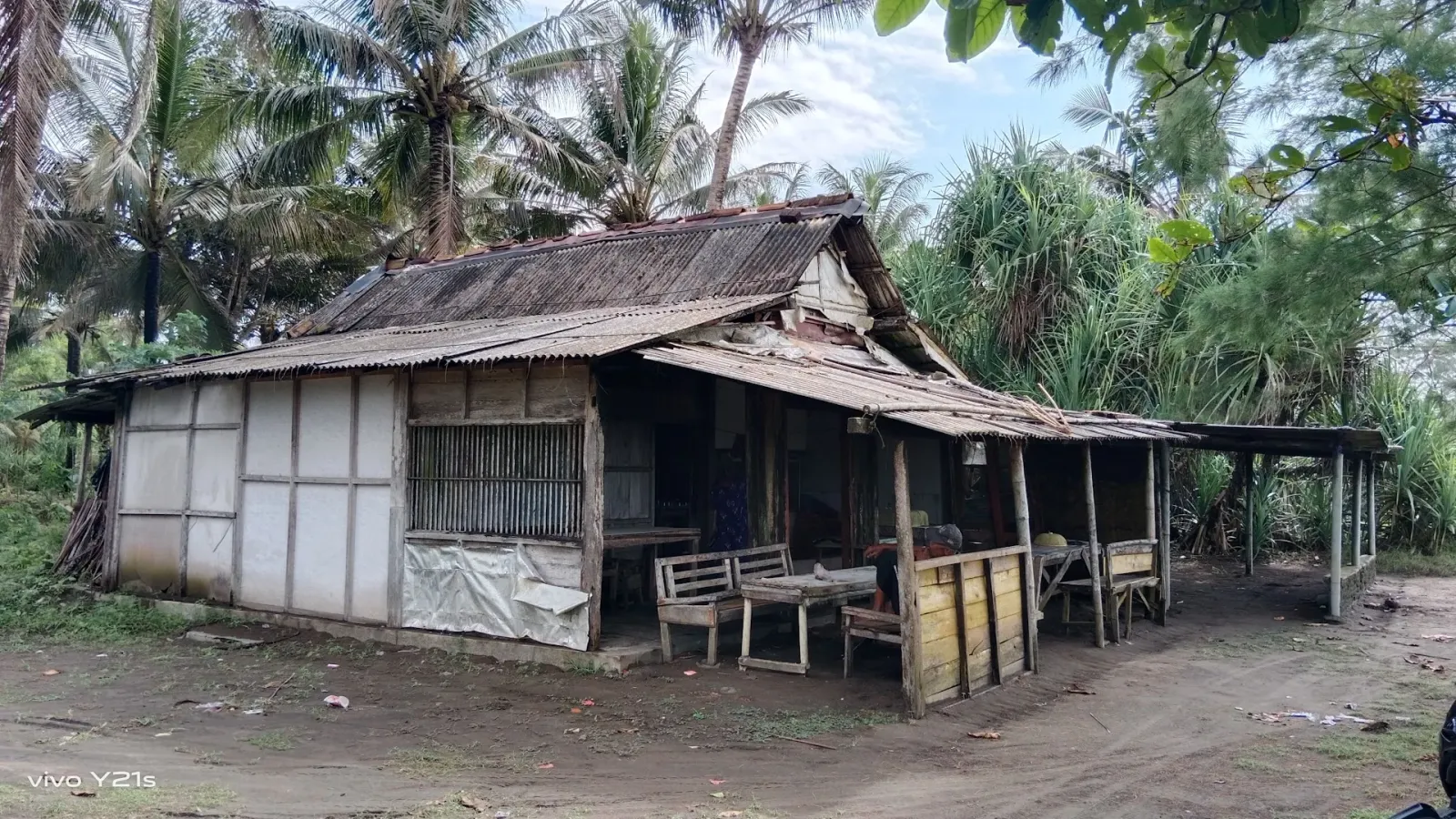Pantai balai kambang
