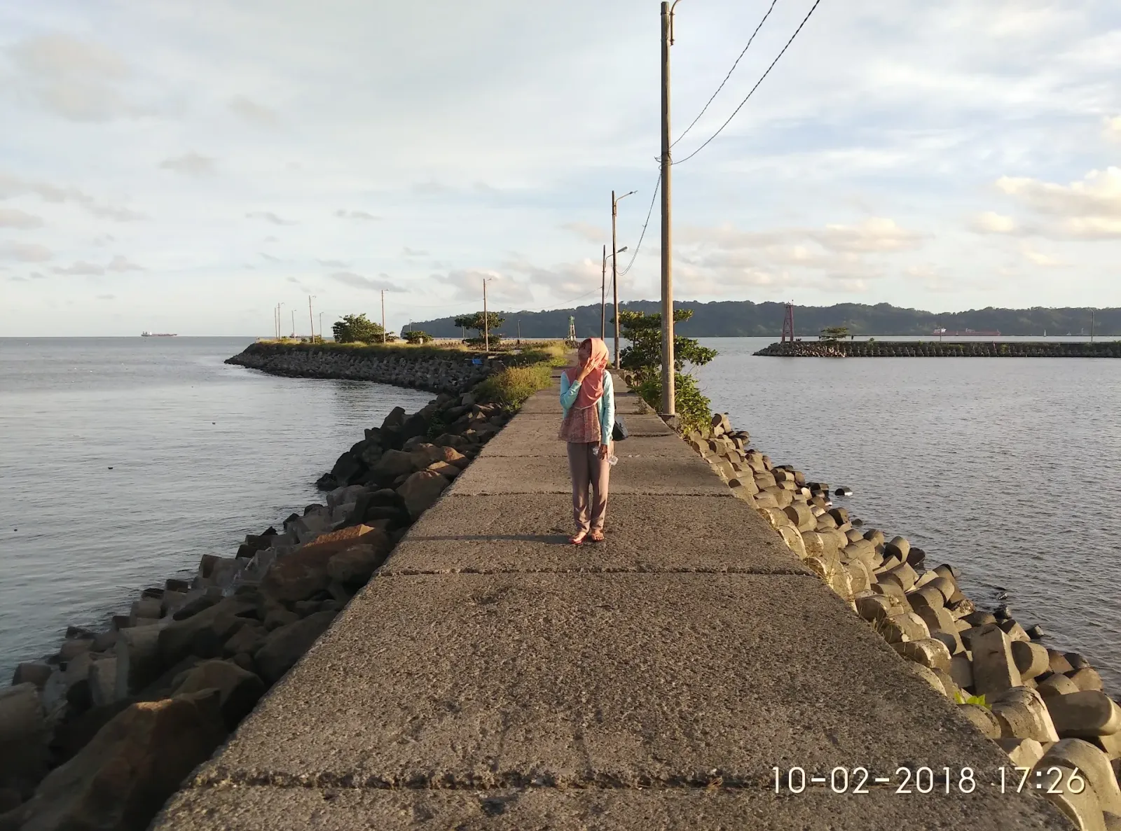 Pantai Cakar Ayam Cilacap