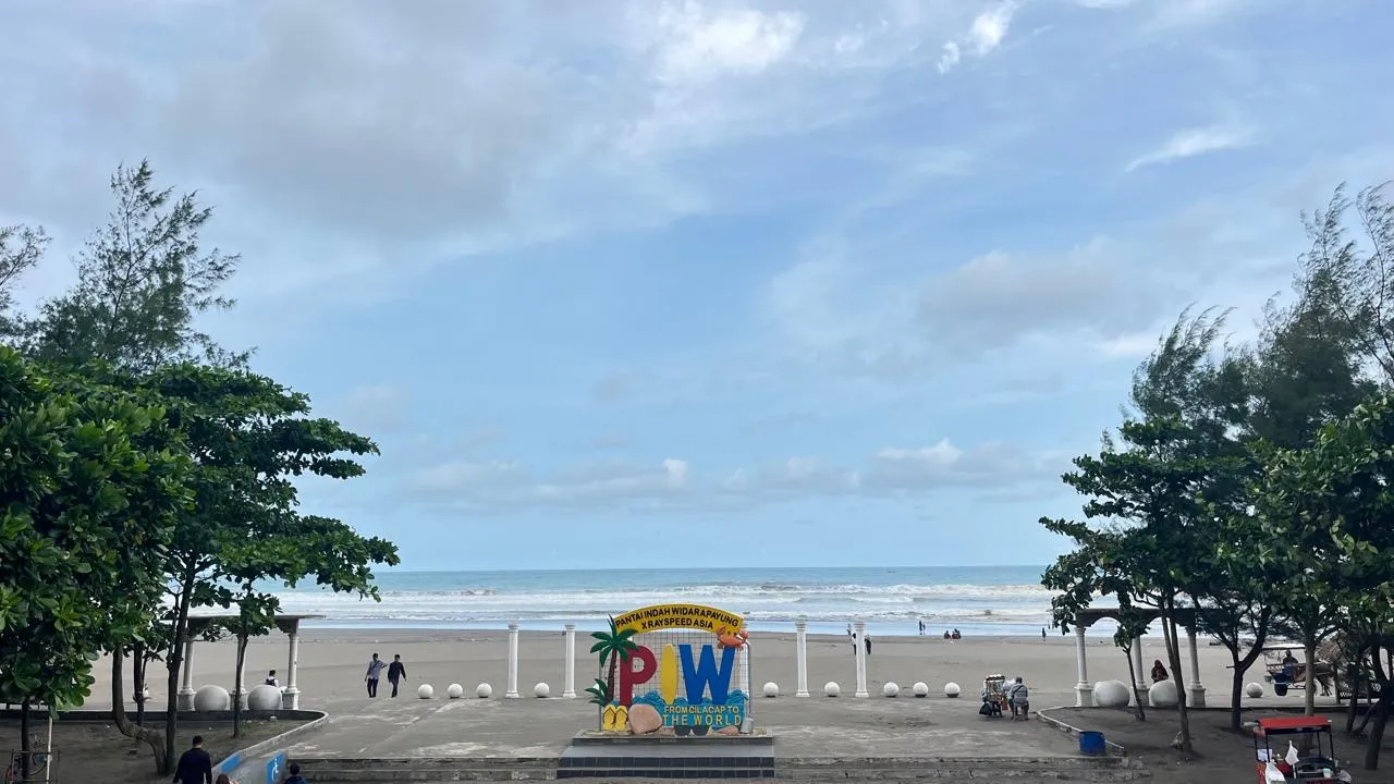 Pantai Indah Widarapayung