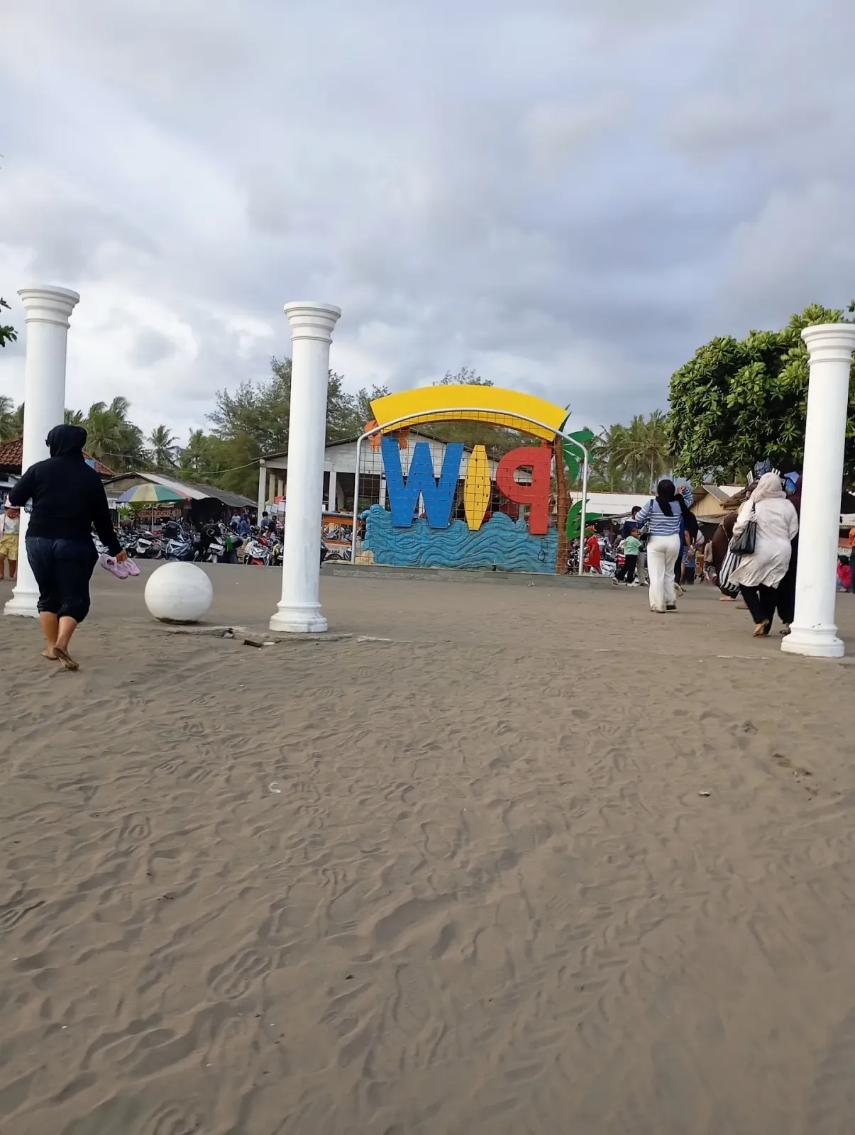 Pantai Indah Widarapayung