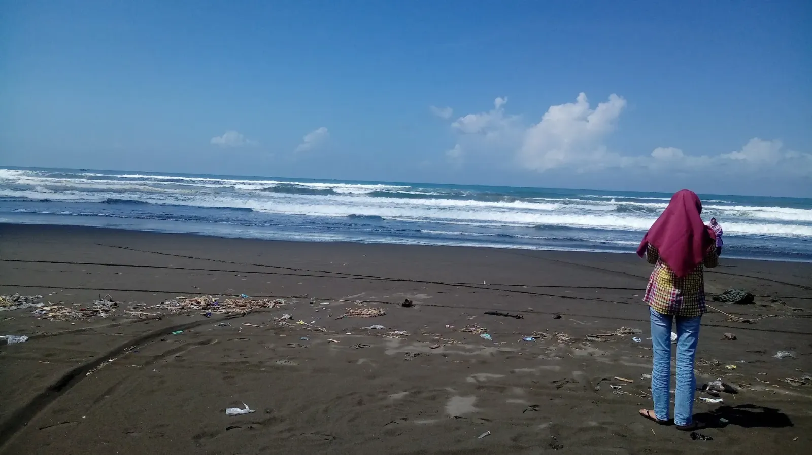 Pantai Ketapang Indah