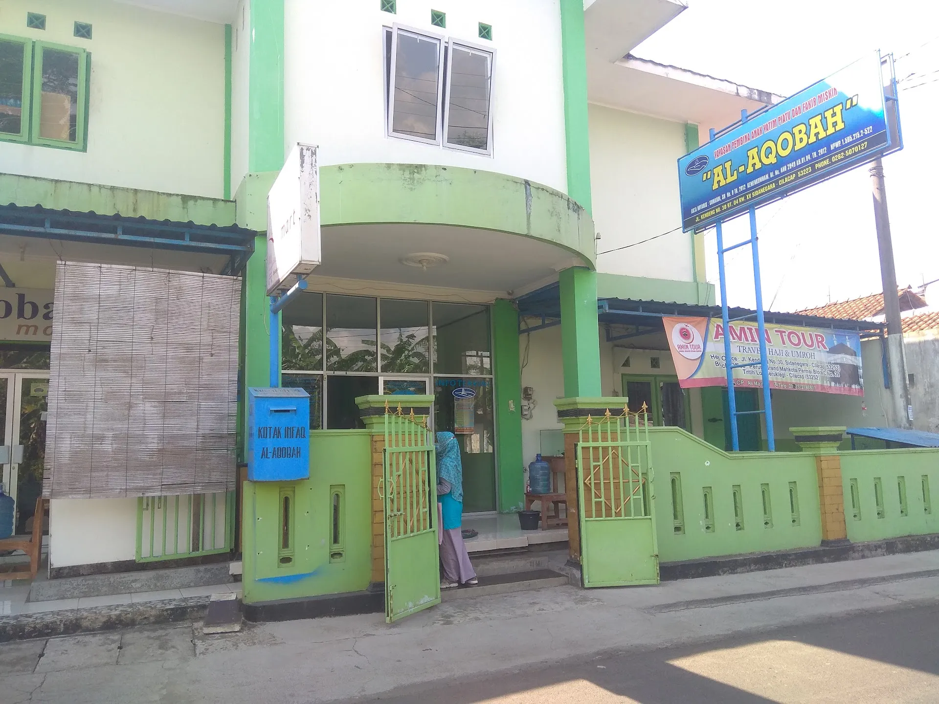 Panti Asuhan AL-AQOBAH