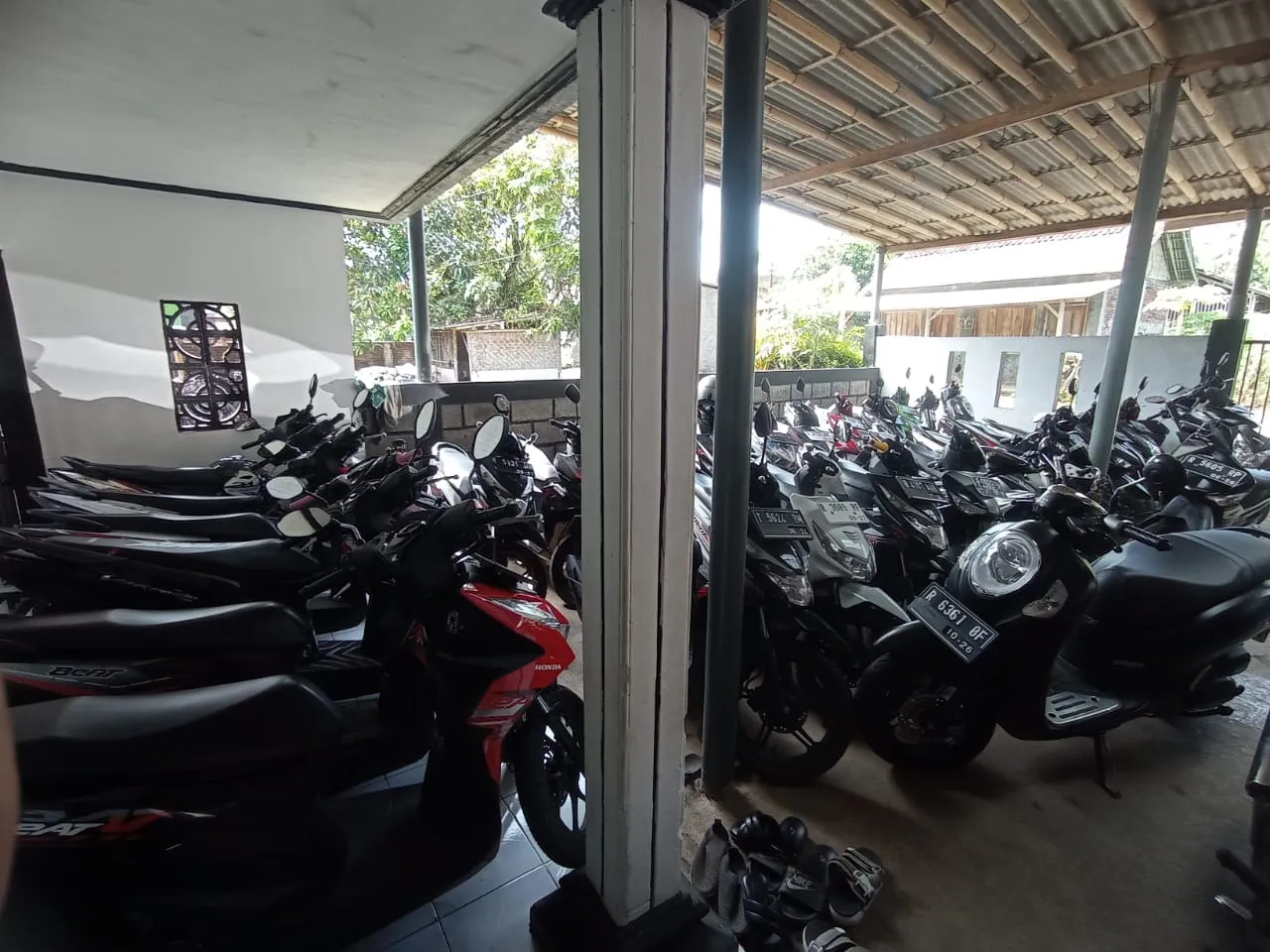 Parkir Motor sekolah