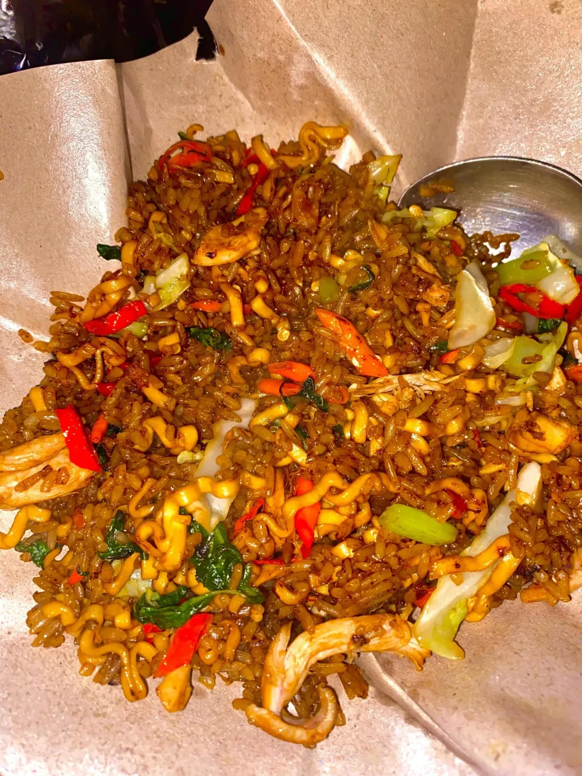 Pecel lele dan nasi goreng mas ndutt27