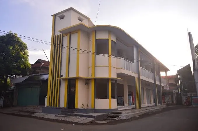 Penginapan Topan