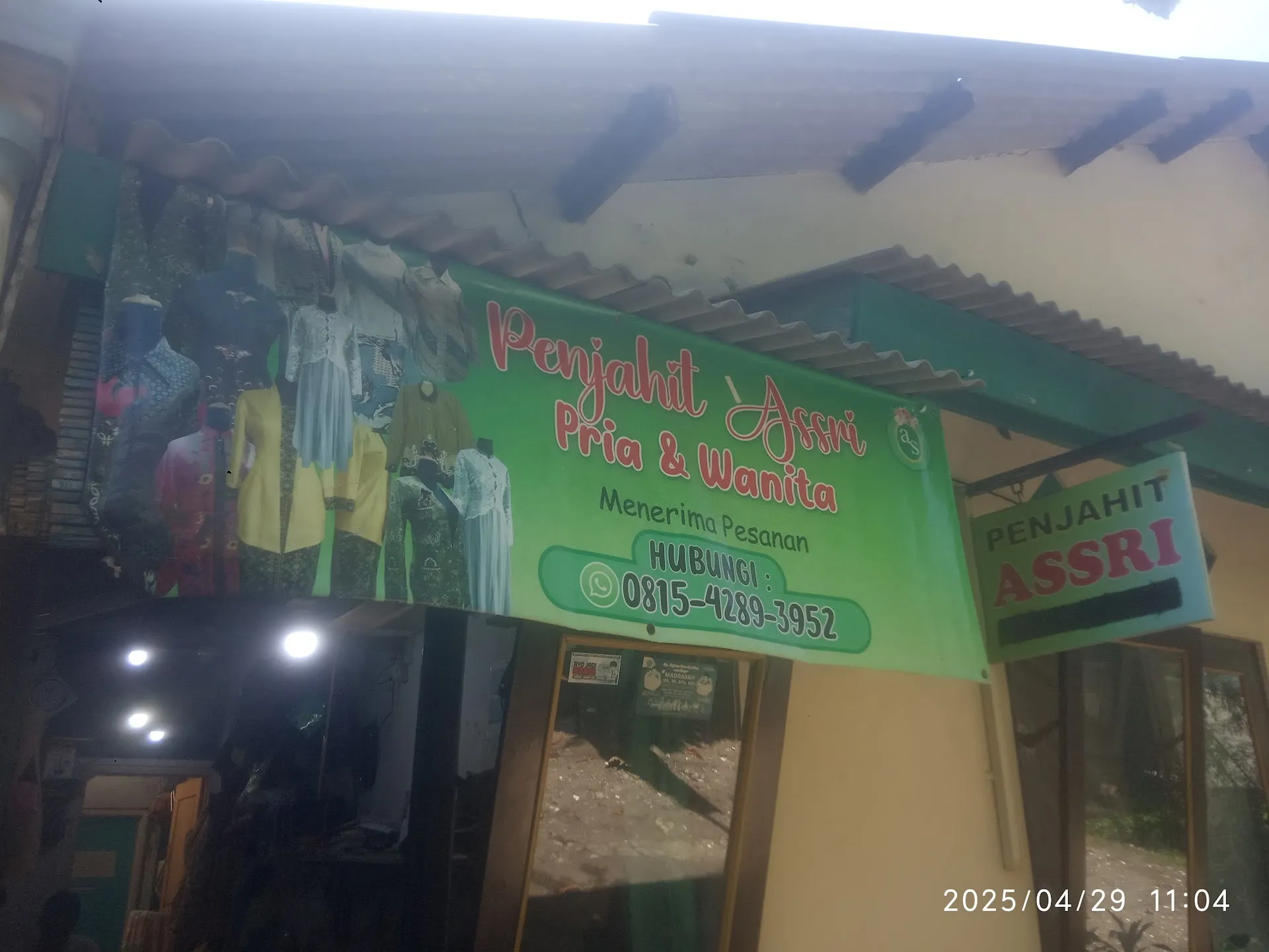 PENJAHIT ASSRI