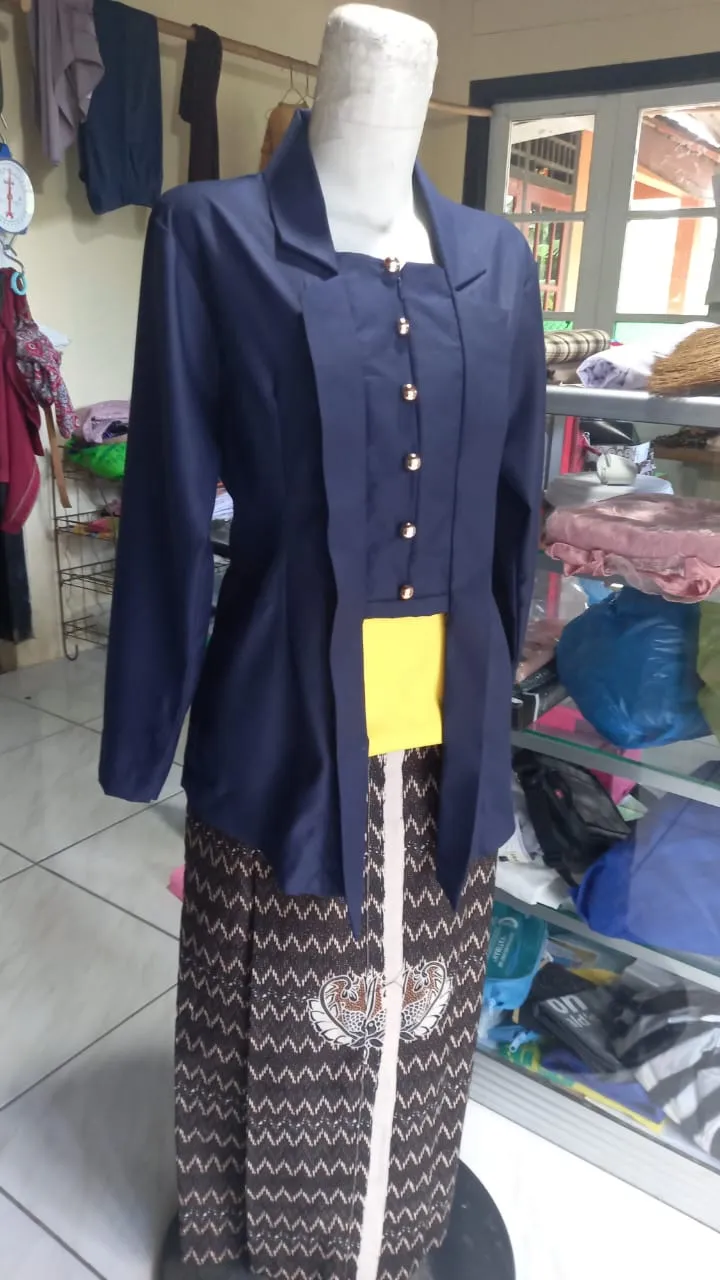 Penjahit Ibu Suminah