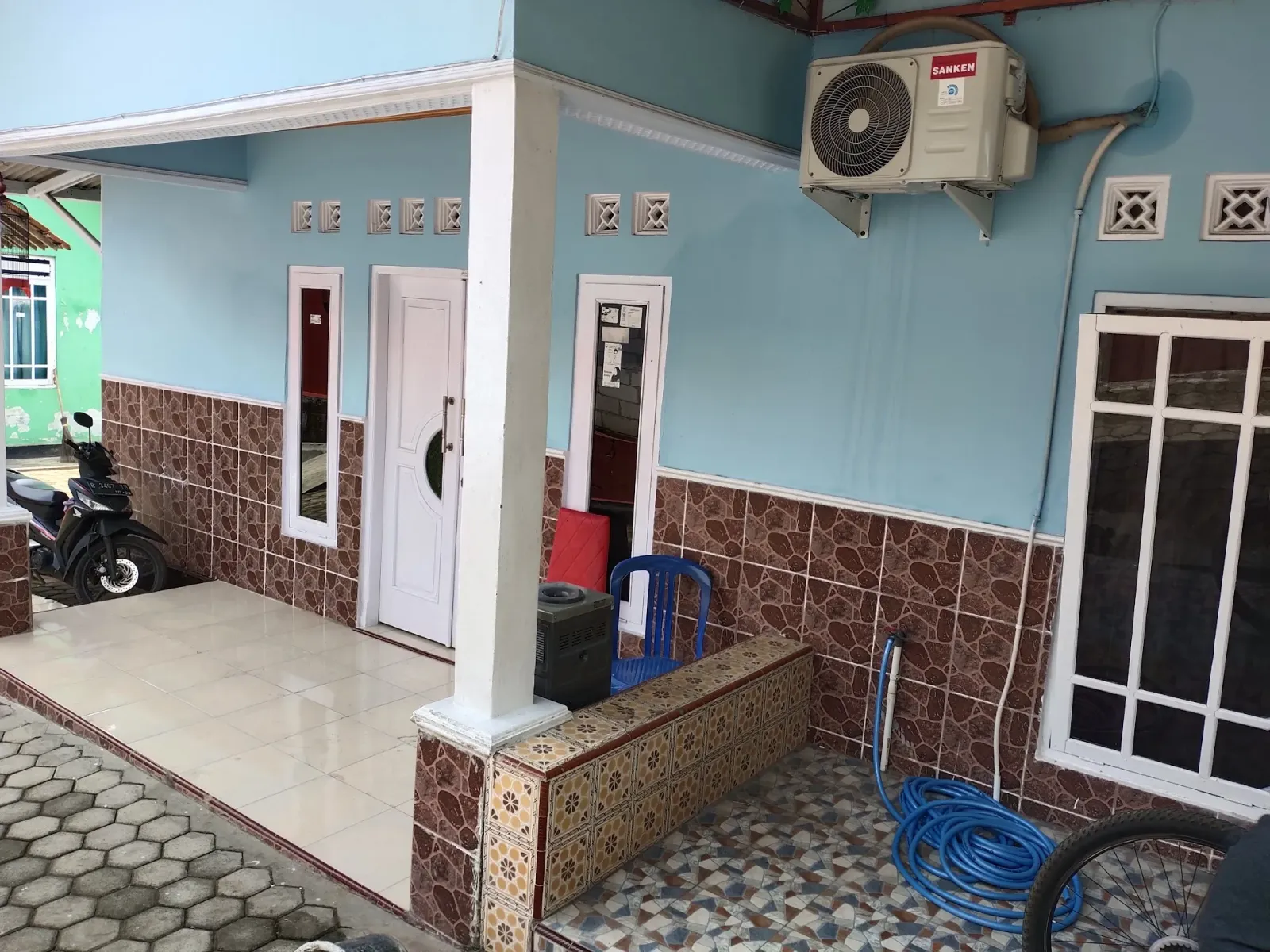 Penjahit Karti/Karimah