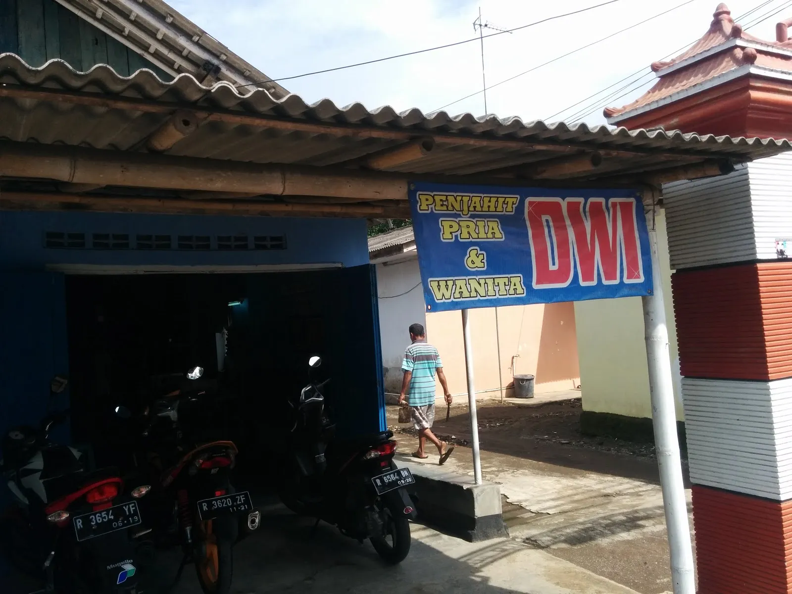 Penjahit Pria & Wanita Dwi
