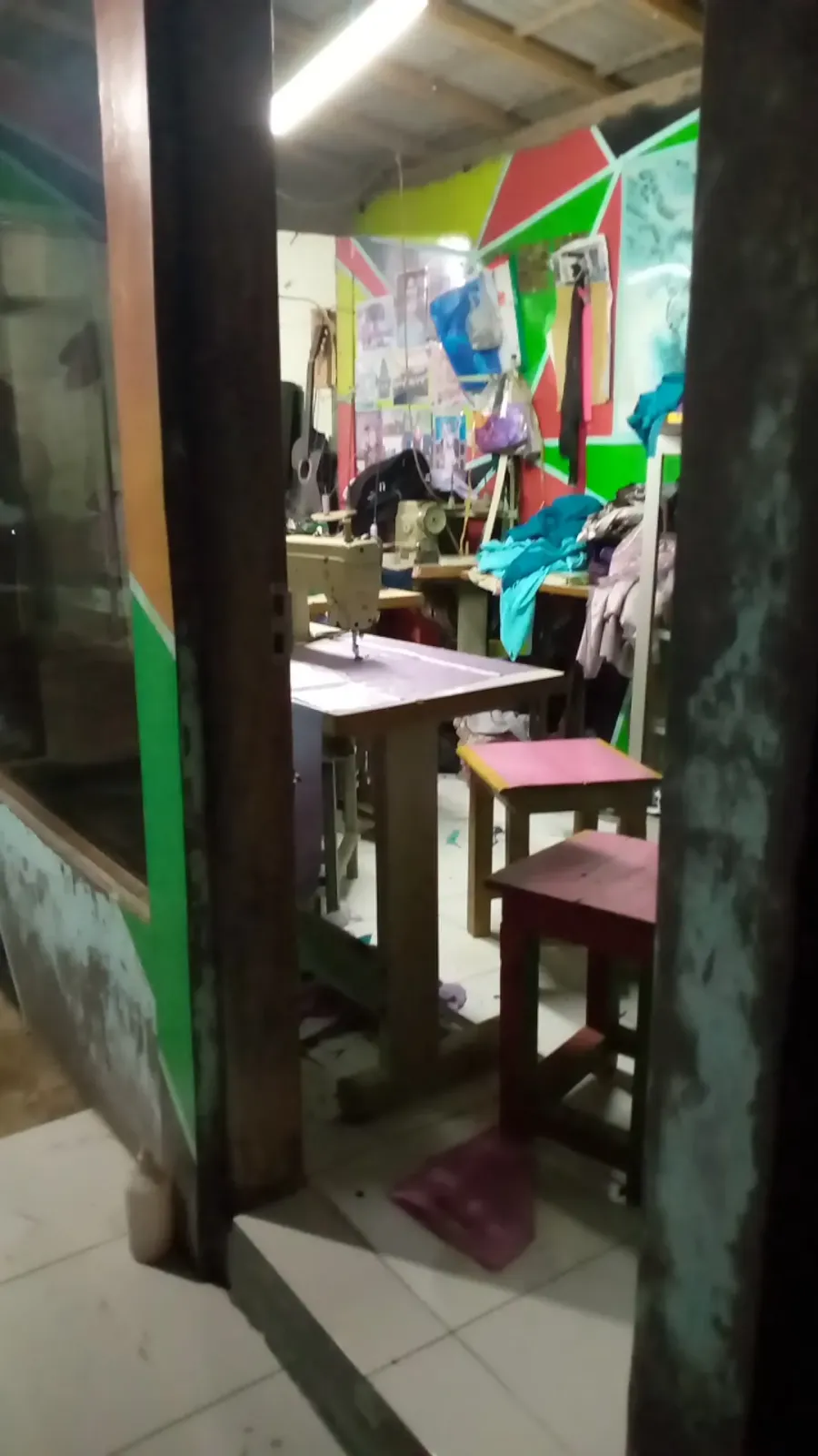 Penjahit Tuyem