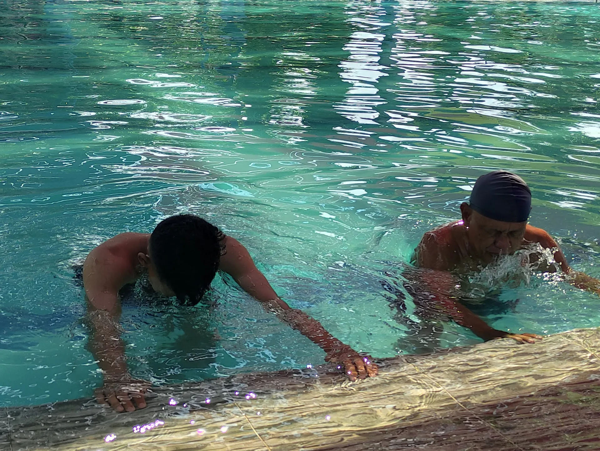 Penjahit/Les renang privat supardi