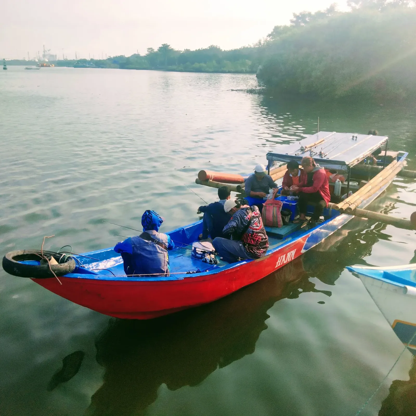 Penyewaan perahu memancing (Syafi'i fishing)
