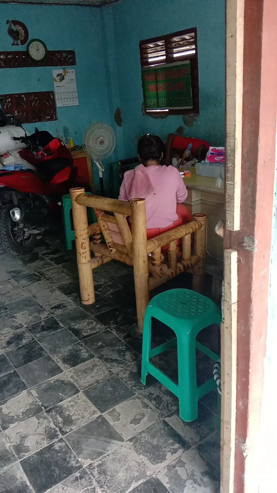 Pijat Alternatif Patah Tulang Pak Adi