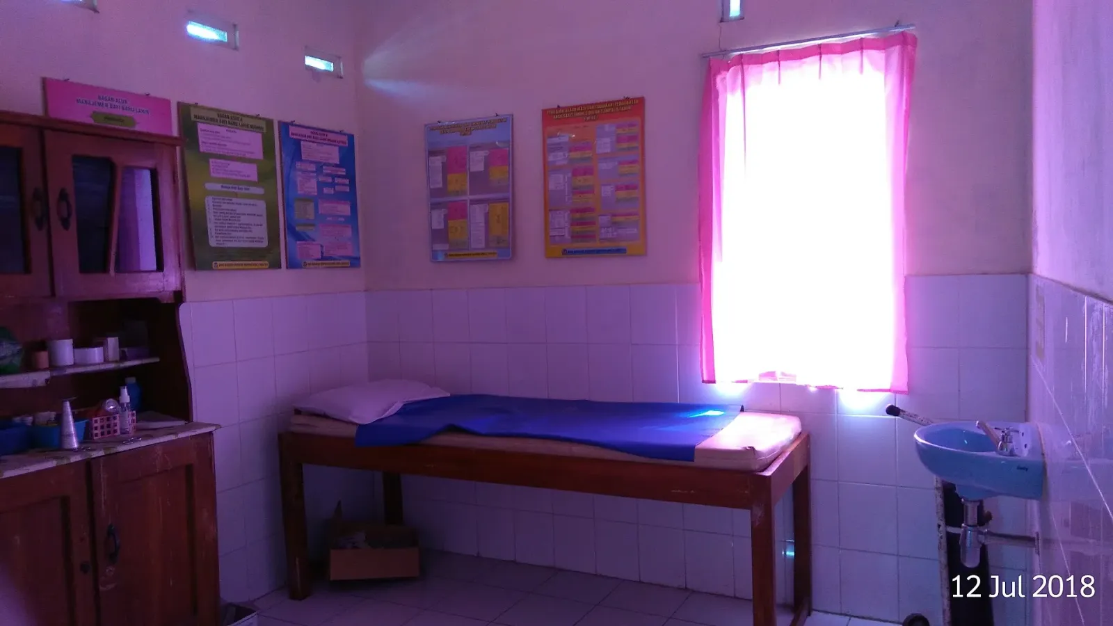 Poliklinik Kesehatan Desa Sirau