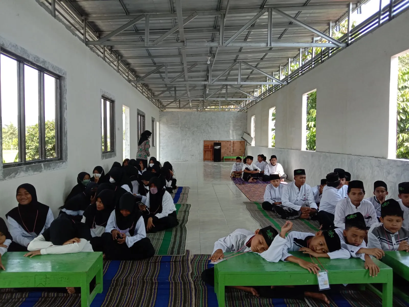 Pondok Pesantren MHM Sampang