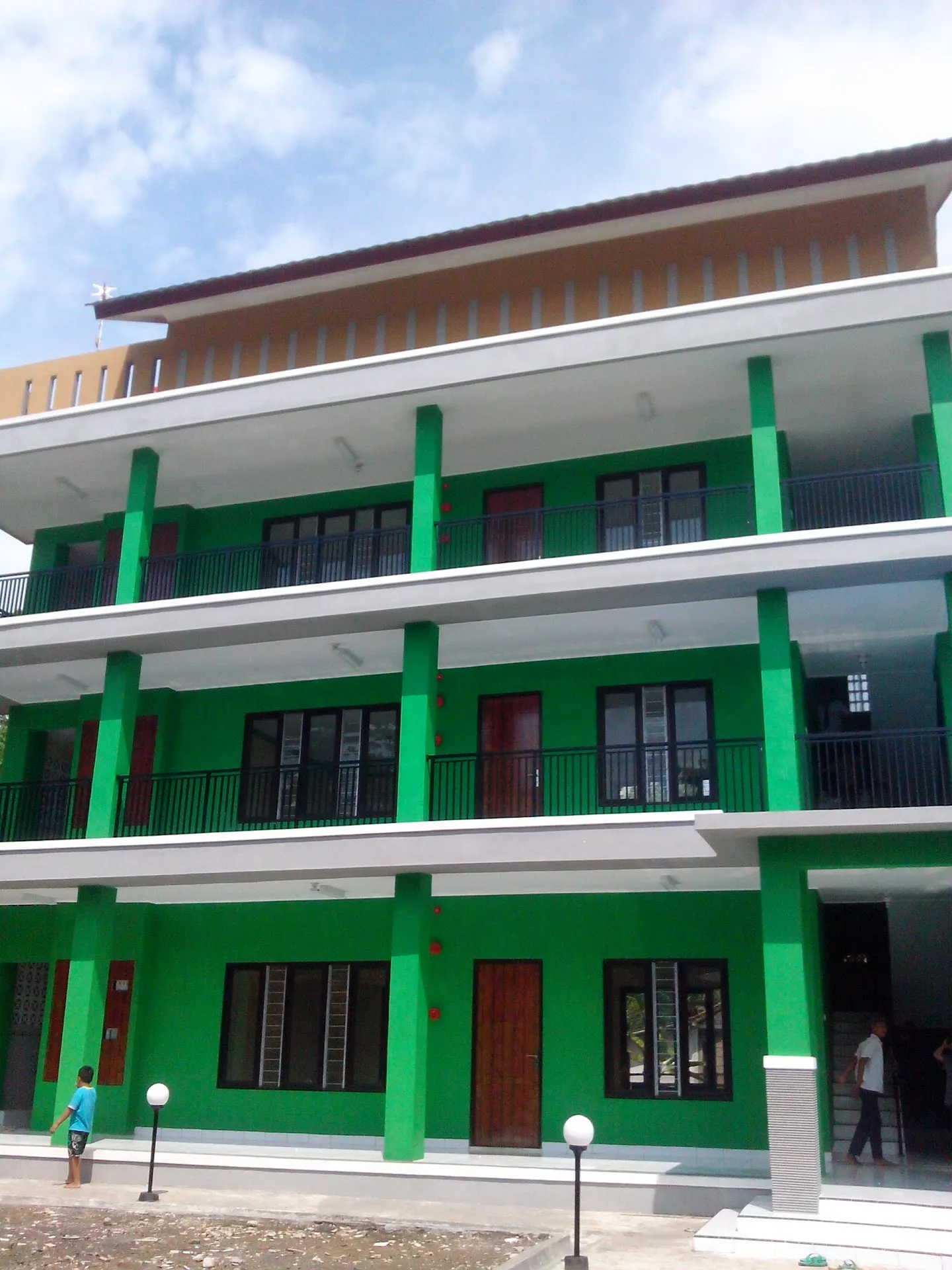 Pondok Pesantren Nurul Mubtadiin Kawunganten
