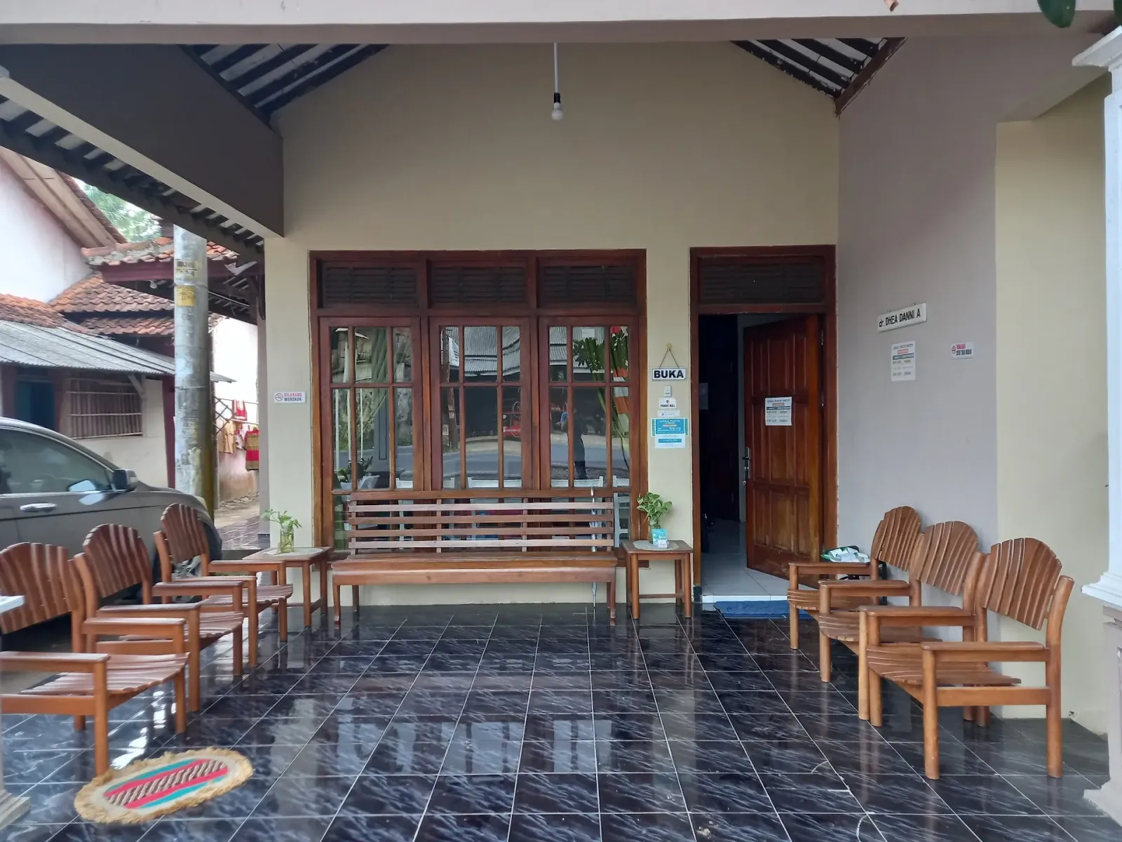 Praktik Dokter Dhea Danni Agisty
