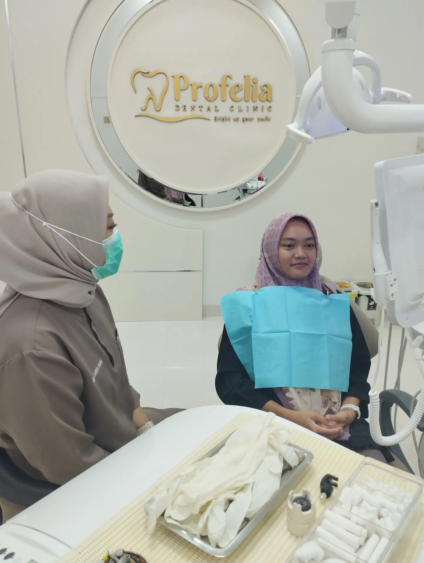 PROFELIA DENTAL CLINIC ( PDC )