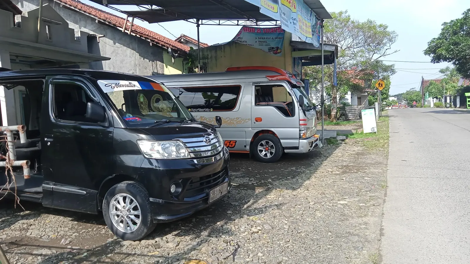 Puji Grup tour and trafel