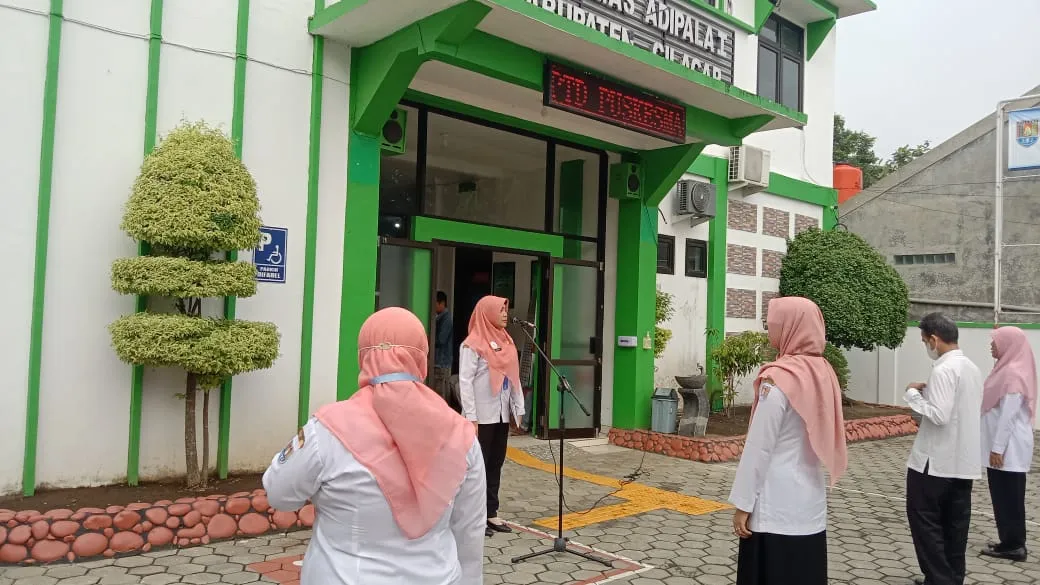 PUSKESMAS PEMBANTU DESA PENGGALANG ADIPALA