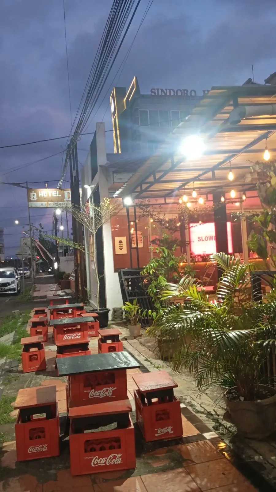 pustaka cafee