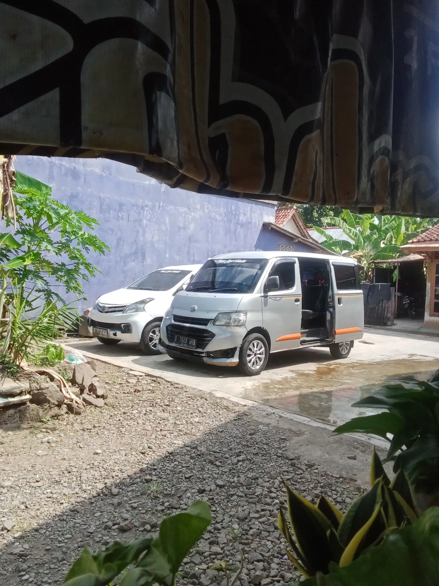 Putri Jaya Mandiri Travel