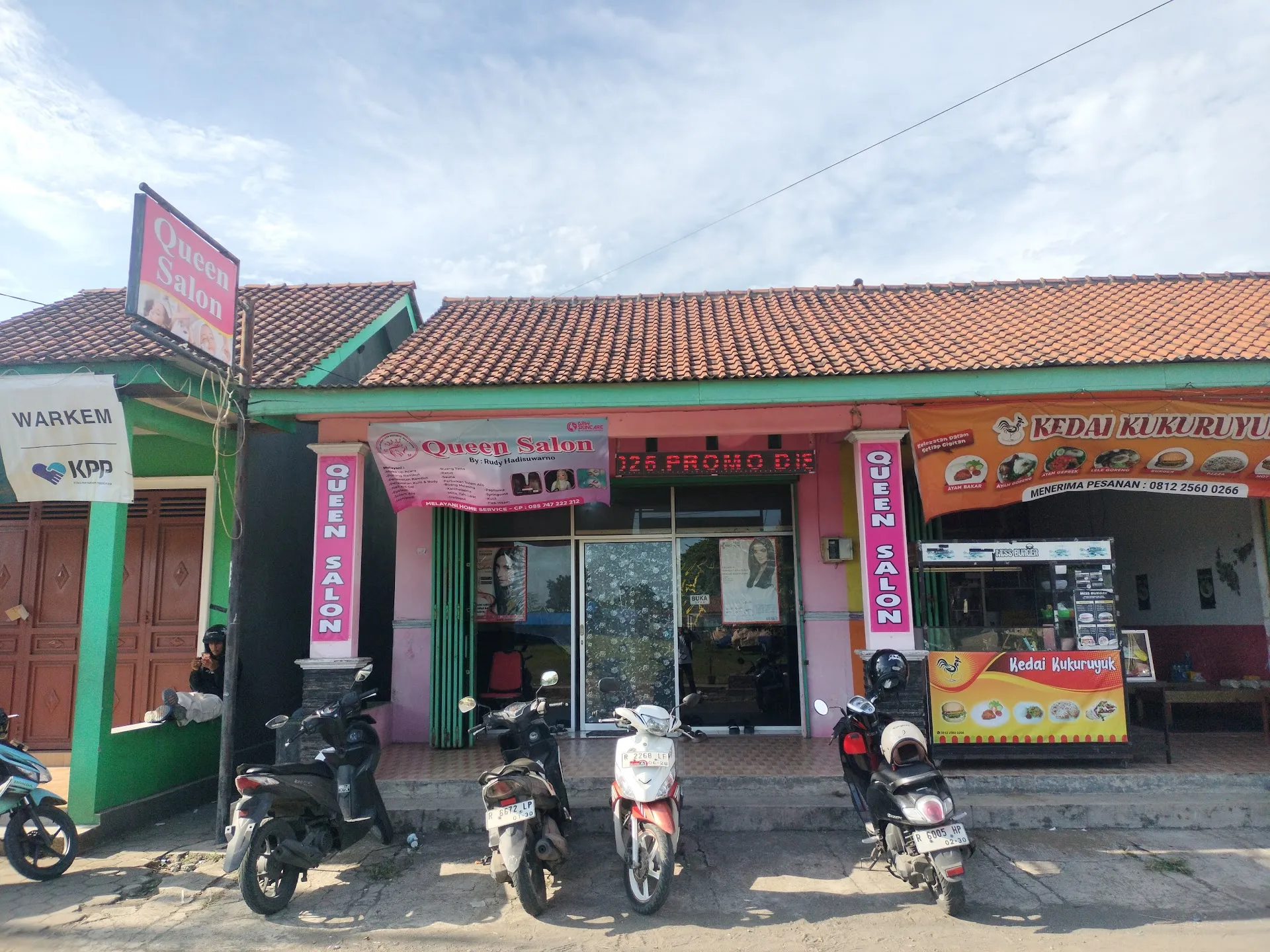 QUEEN SALON 2