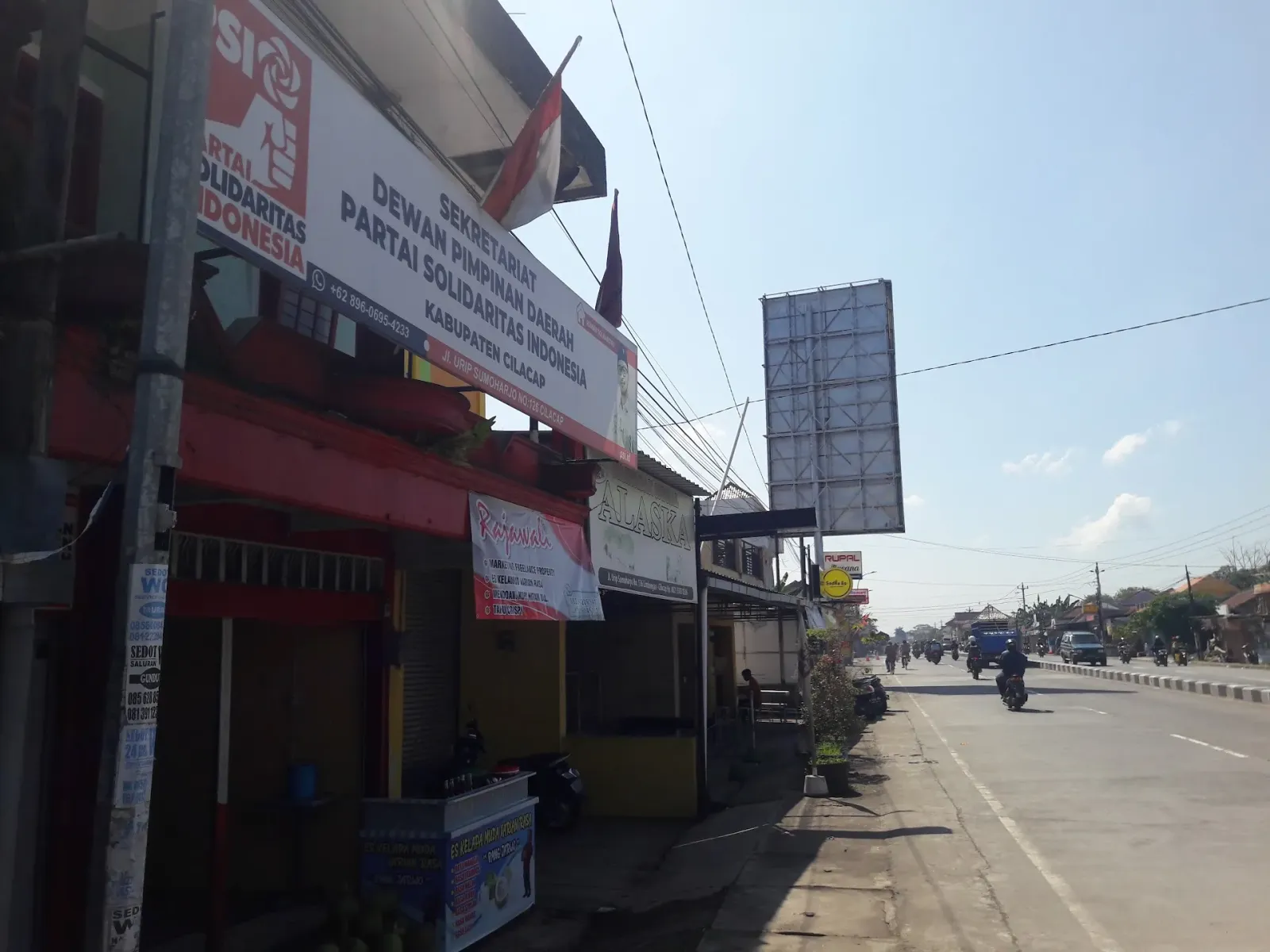 Rajawali Es Klamud Varian Rasa