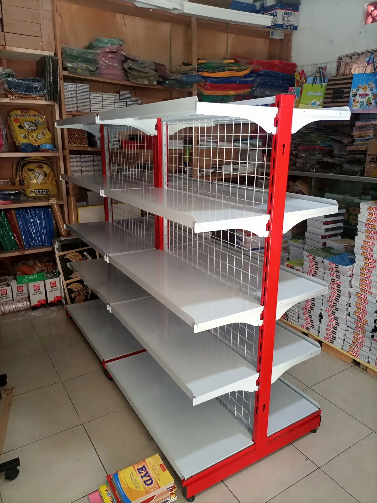 Rak besi siku lobang serbaguna dan rak gondola minimarket