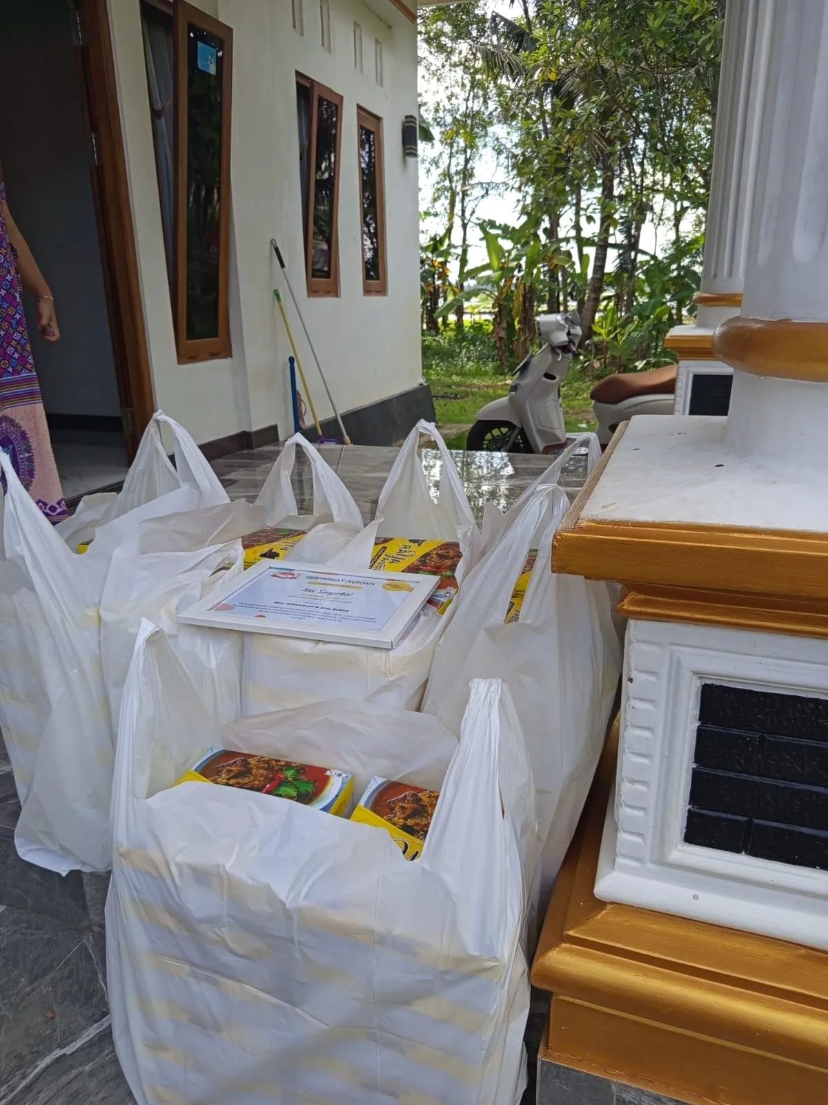 RAYA AQIQAH KROYA