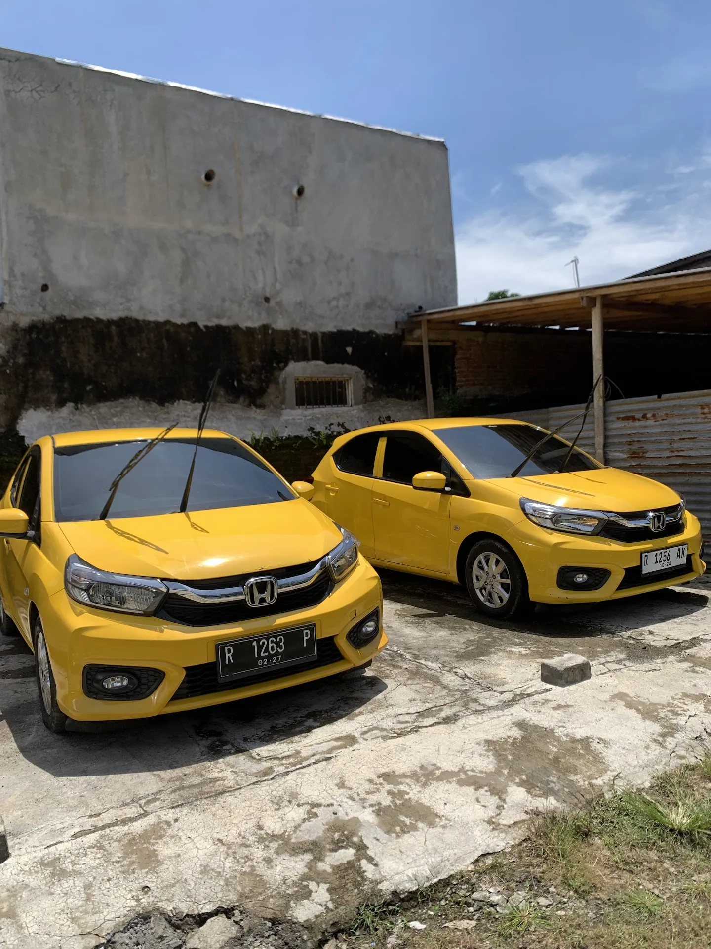 Rental mobil cilacap kokosan