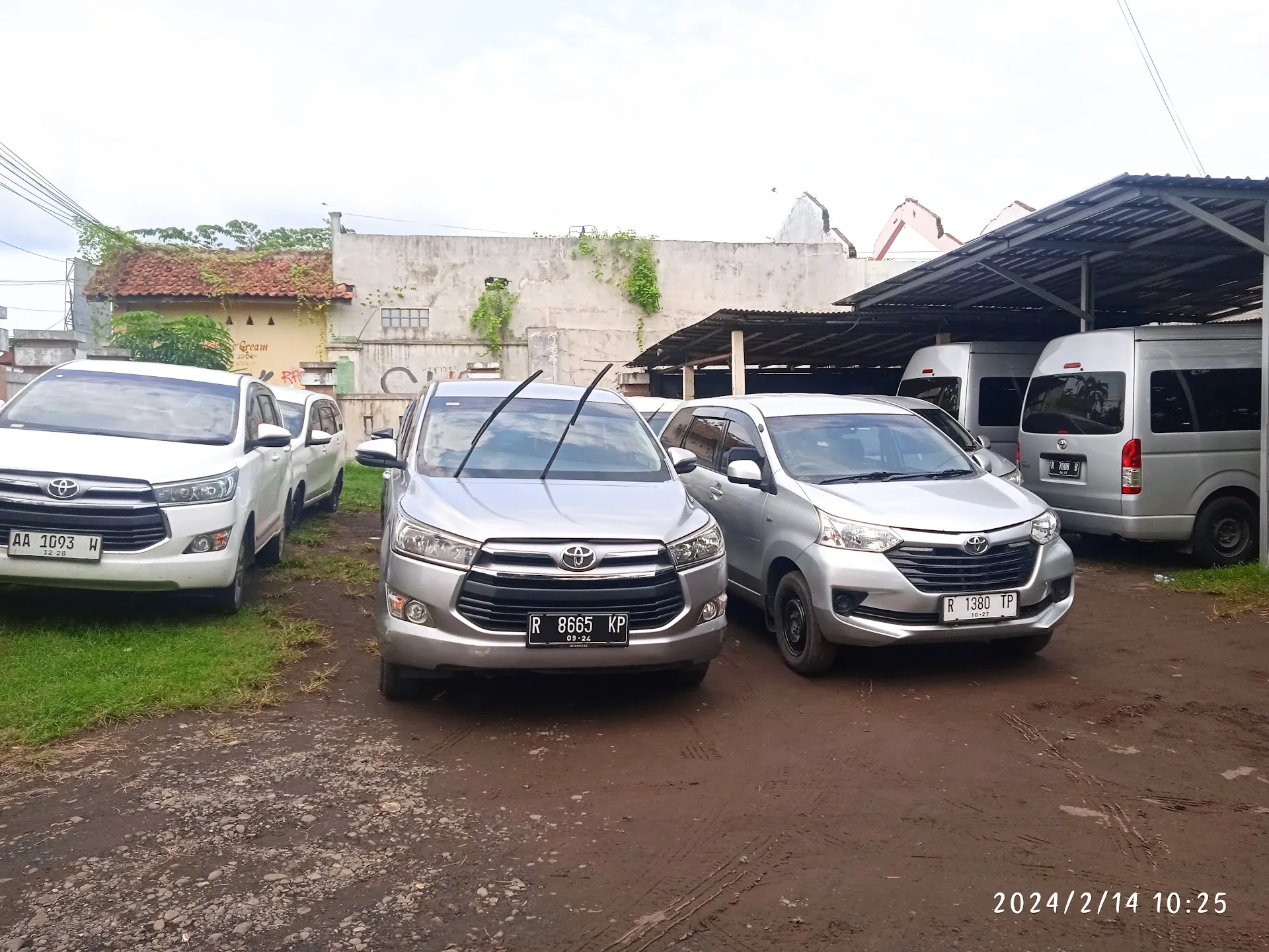 Rental mobil Cilacap : Mas Moko Rental