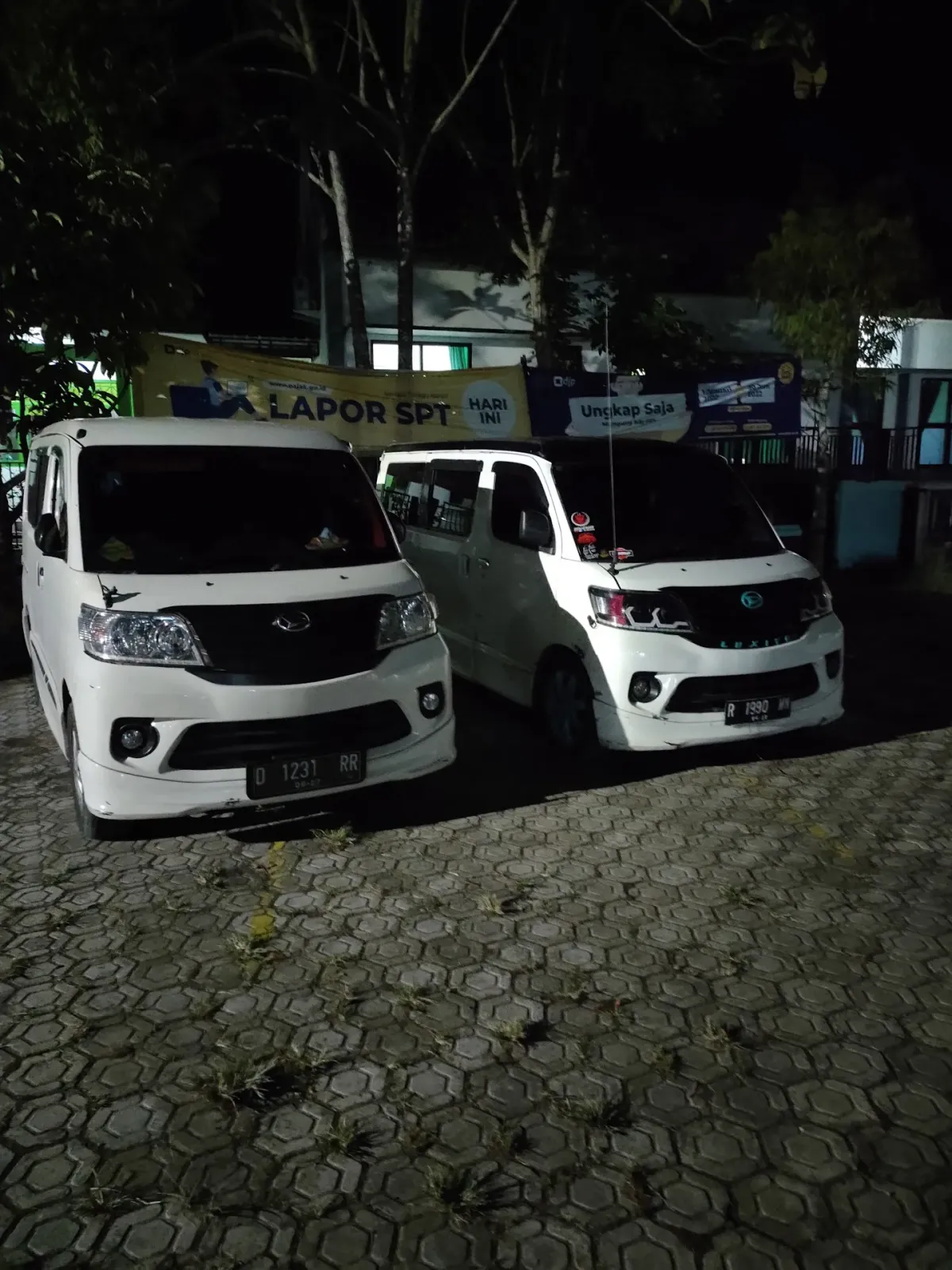 Rental Mobil Derwak