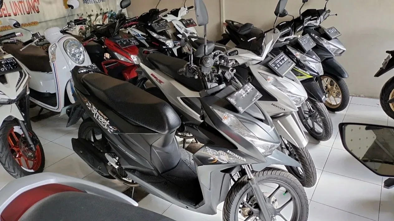 Rental Motor Cilacap Tugu Lilin