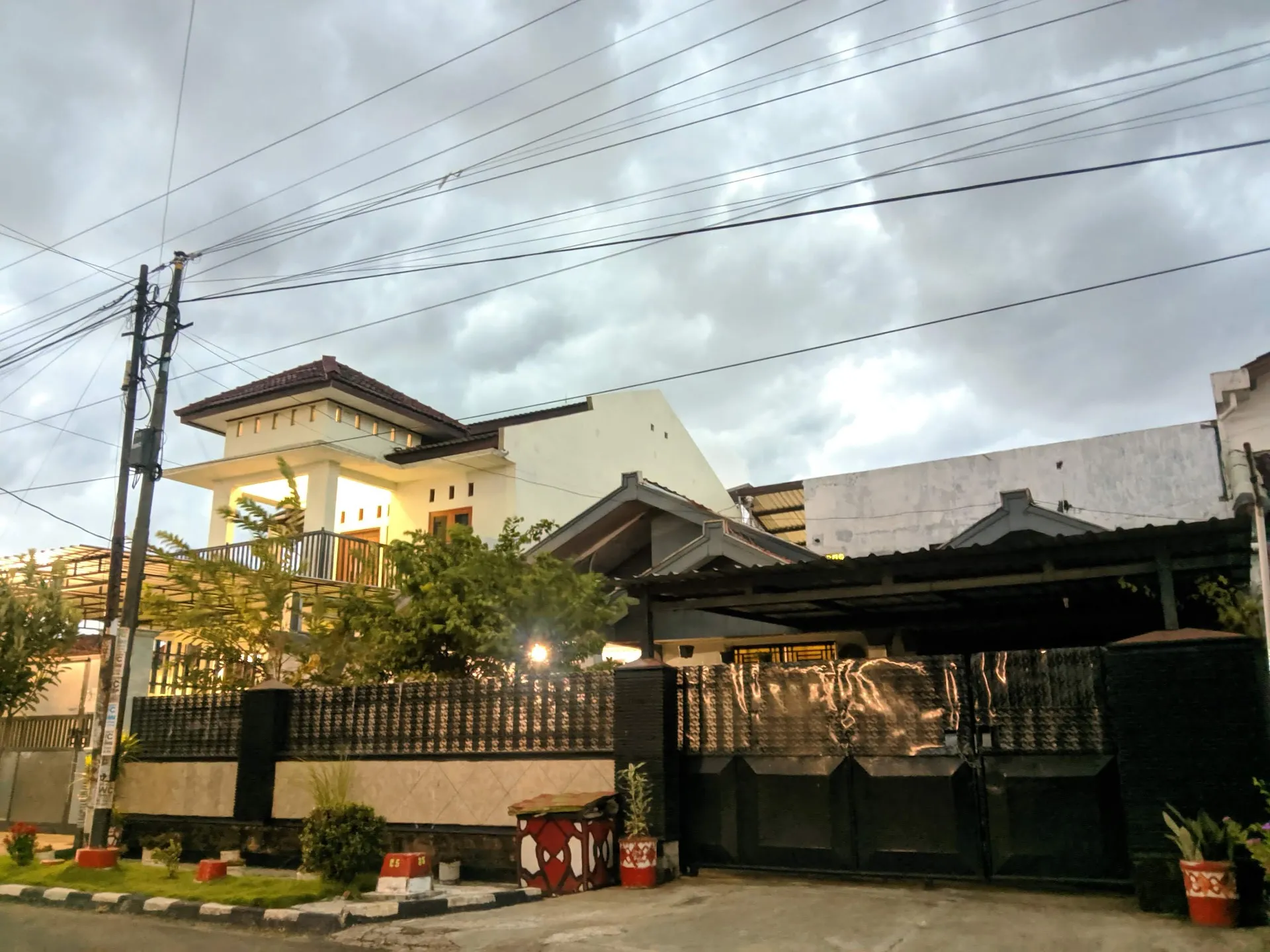 Reyndra Office