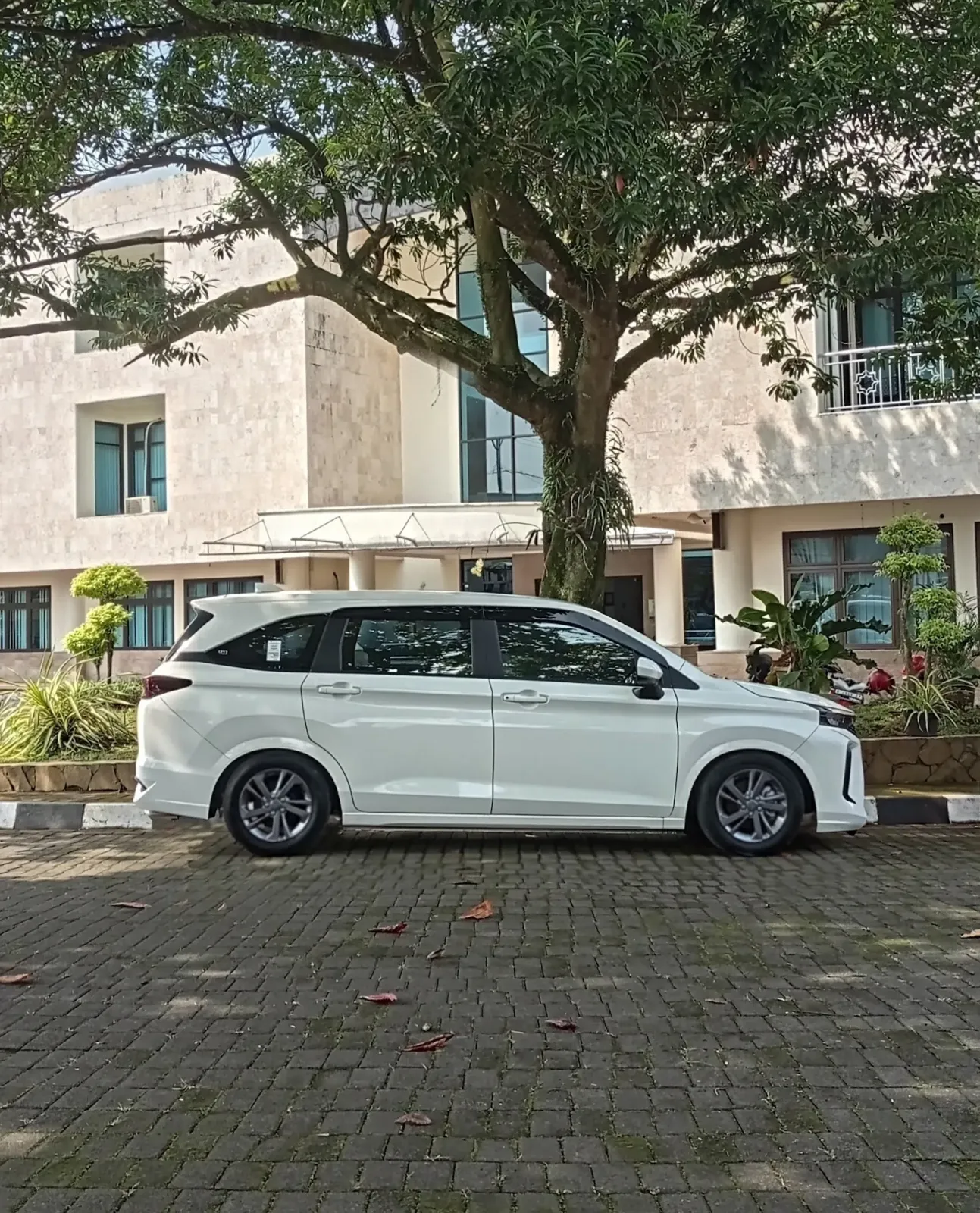 RIZKI 2SAUDARA TRANS TOUR & TRAVEL