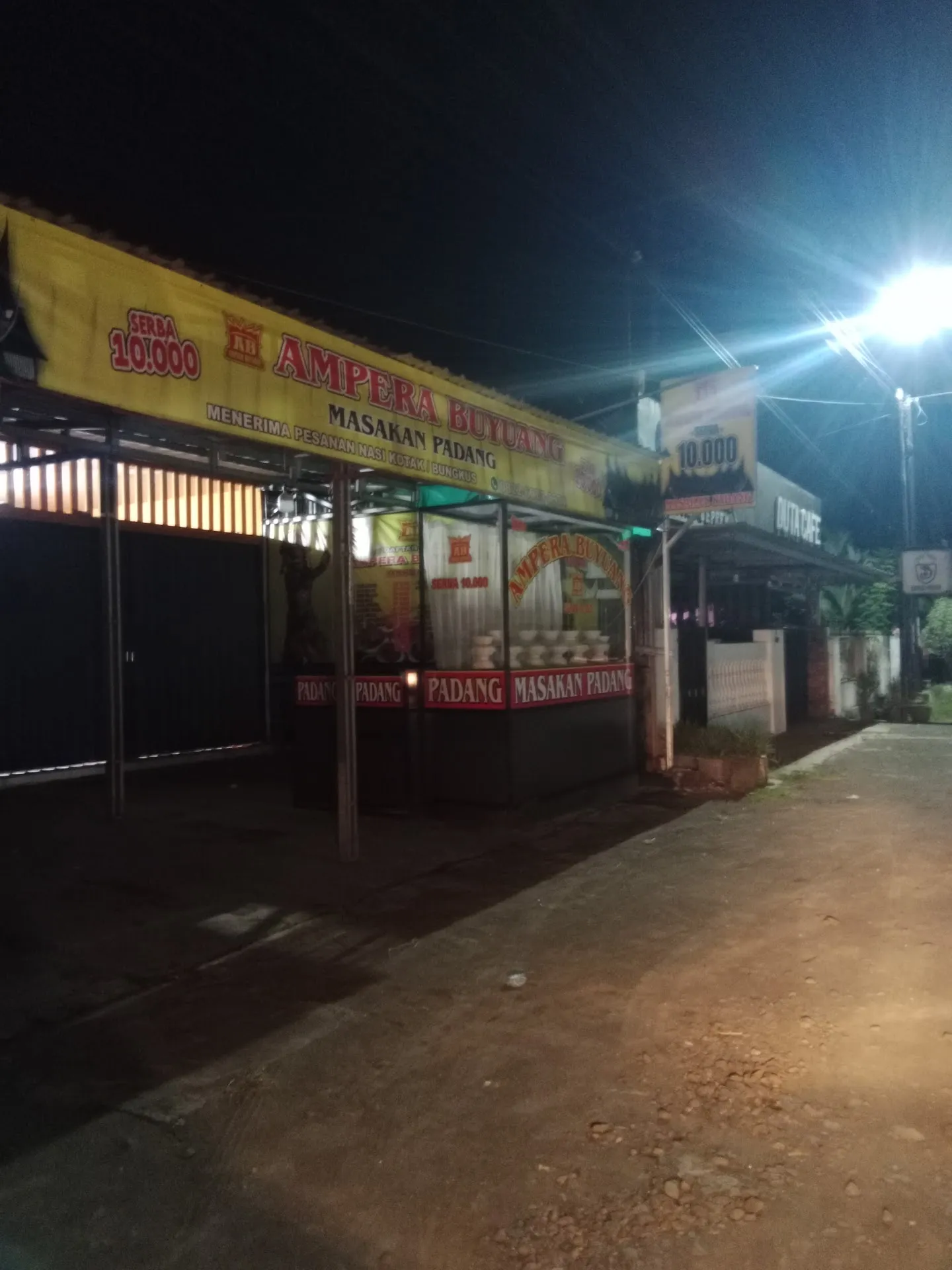 RM Padang Ampera Buyuang