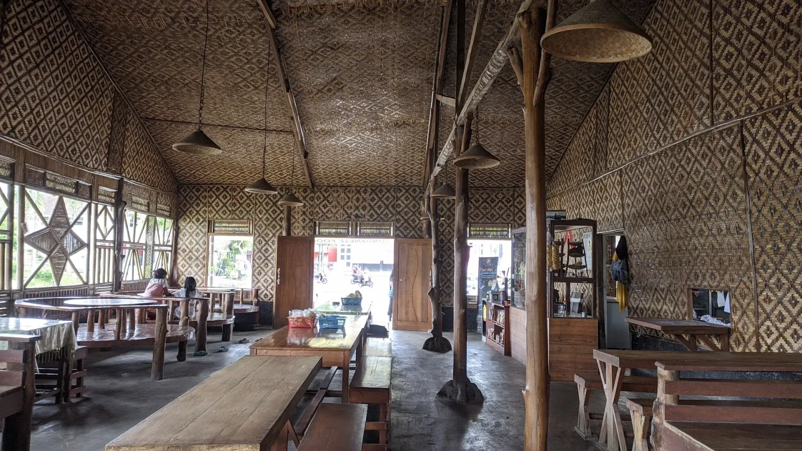 RM Saung Ranggon Maya