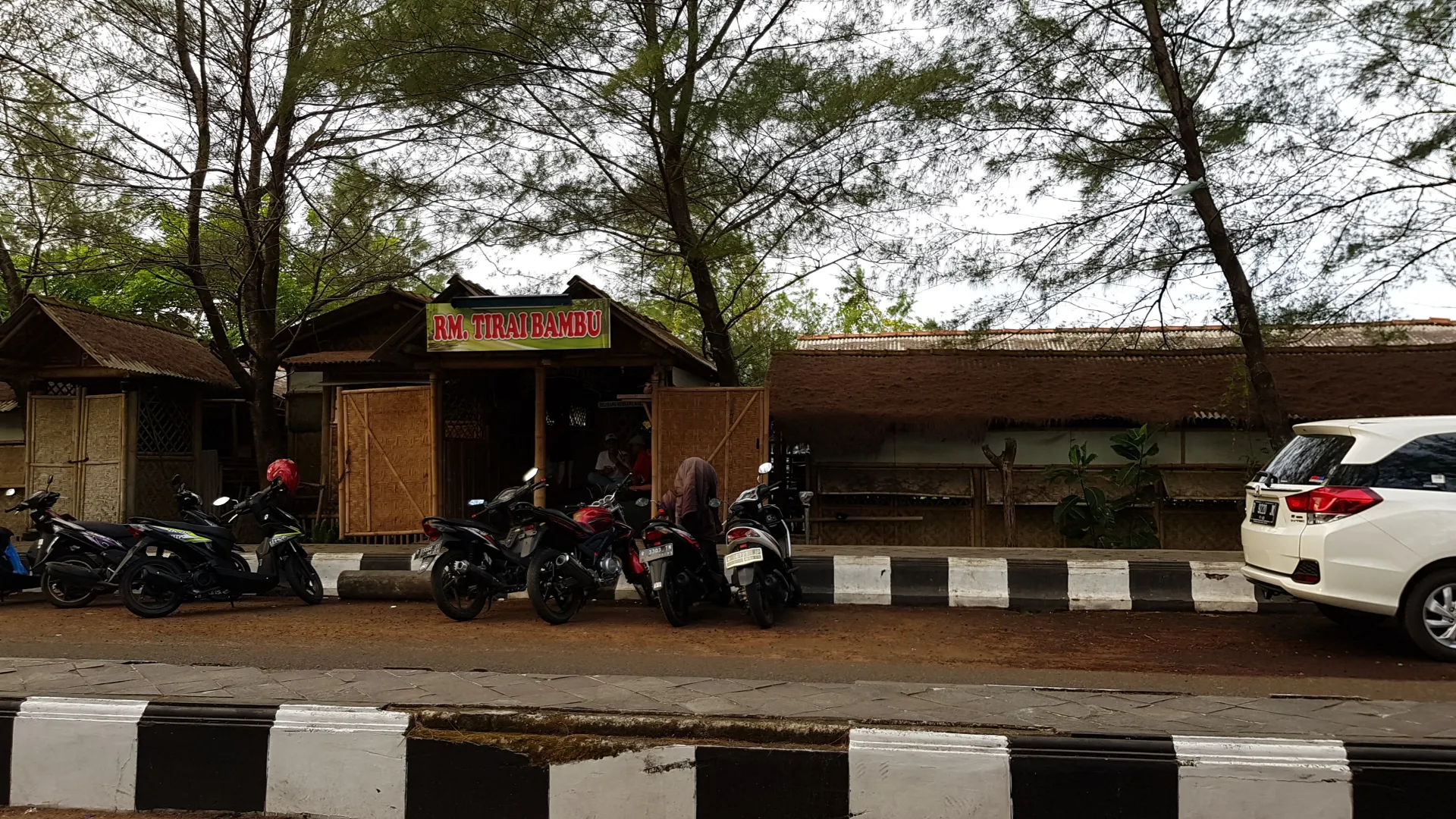RM Tirai Bambu