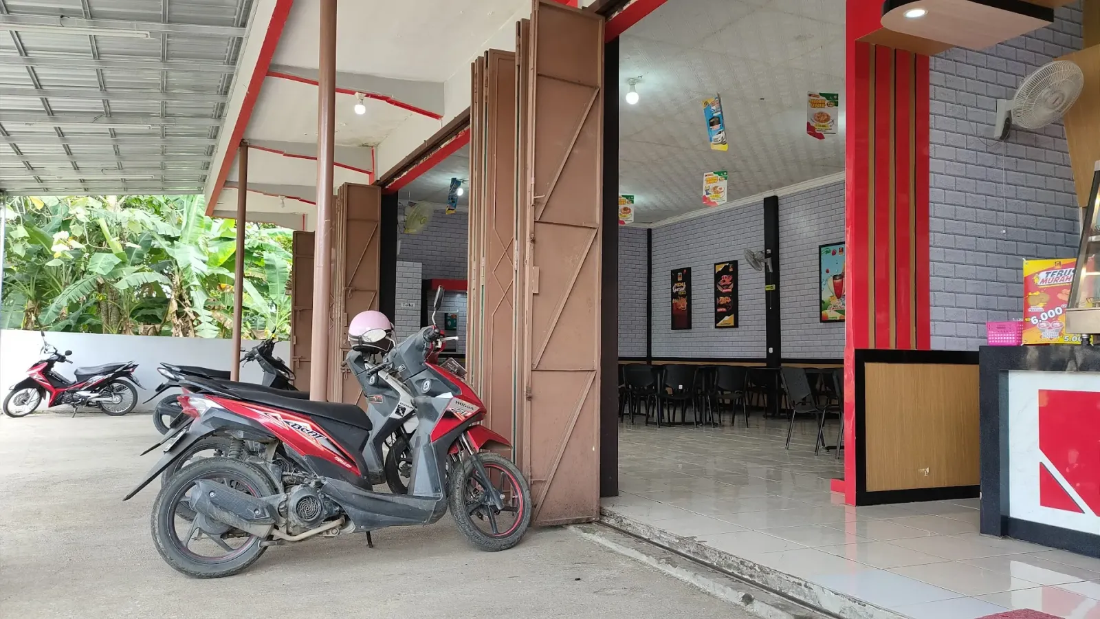 Rocket Chicken Kesugihan