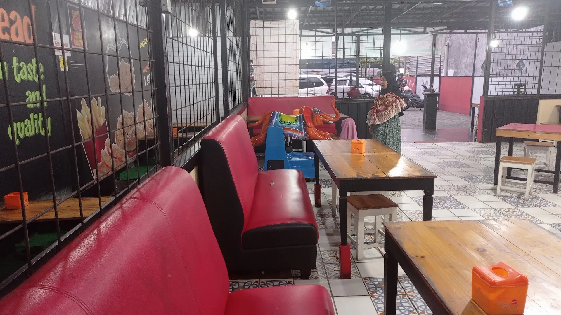 Rocket Chicken Saliwangi